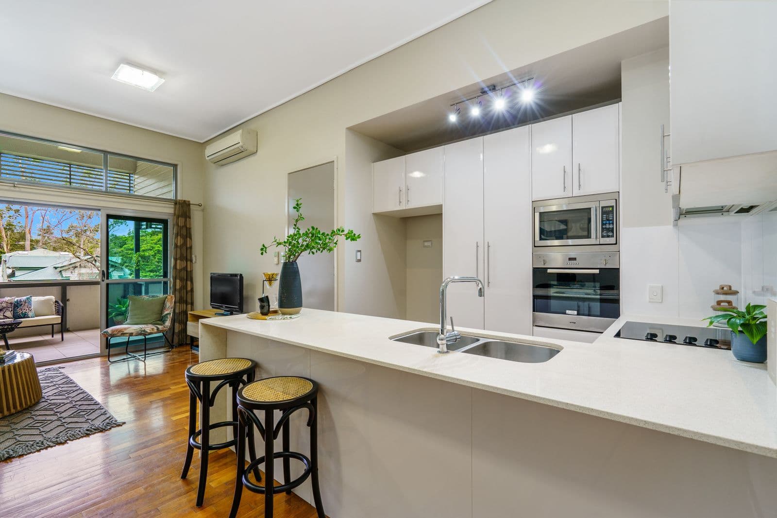 153 Fairfield Road, Fairfield QLD 4103, Fairfield - Thumbnail 4