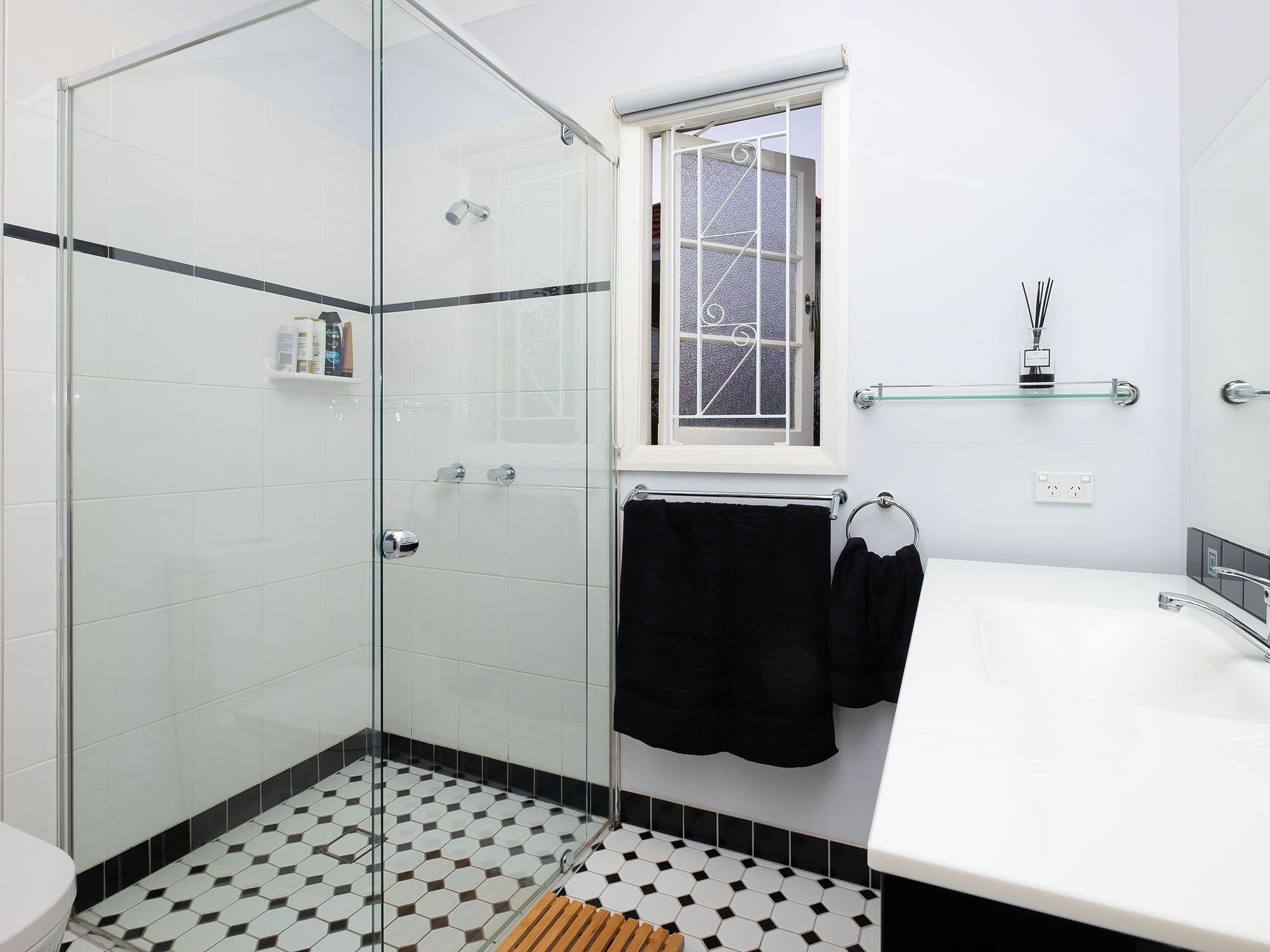 11 Melba Crescent, Holland Park QLD 4121, Holland Park - Thumbnail 8