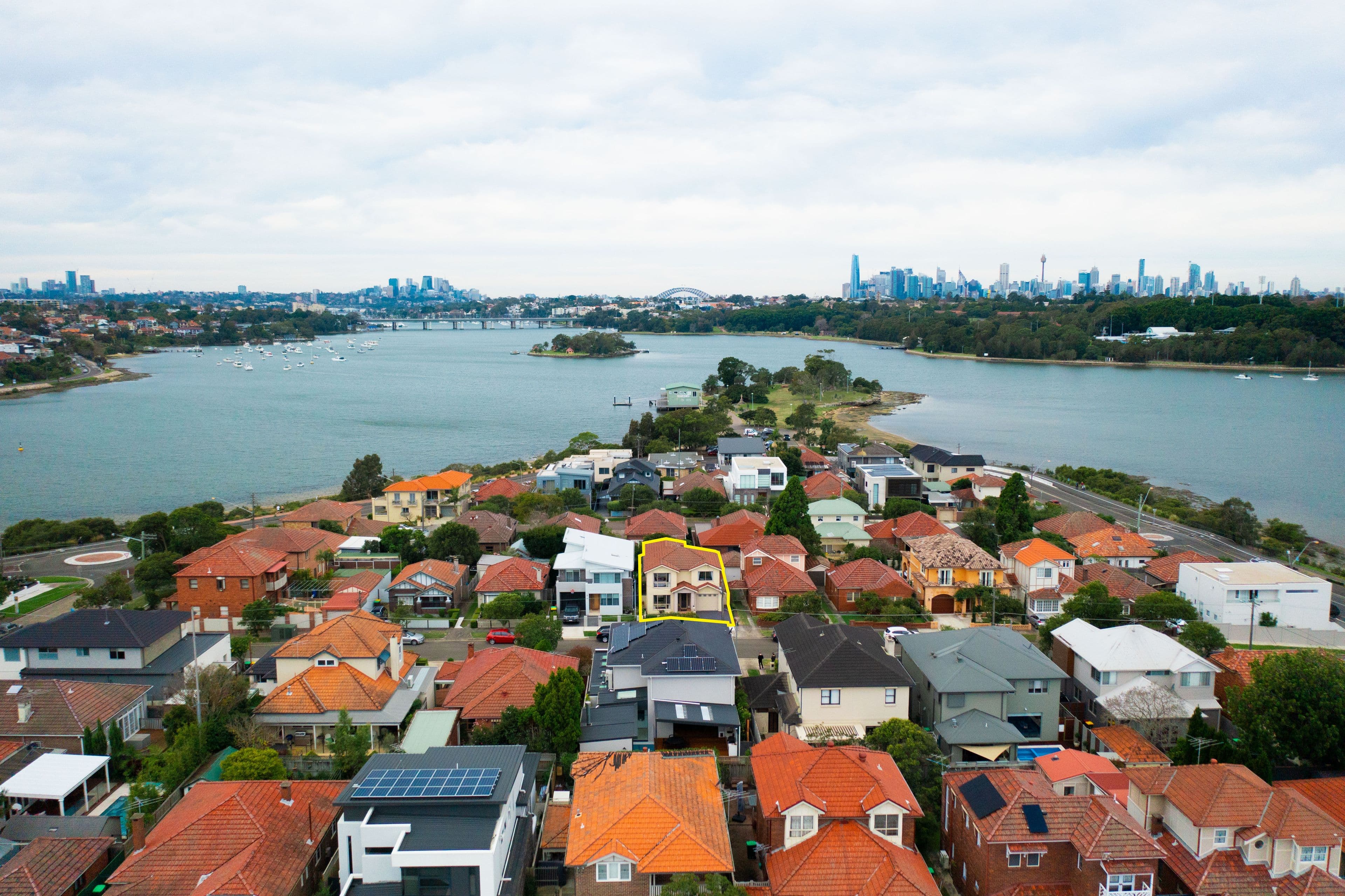 12 Hood Avenue, Rodd Point NSW 2046, Rodd Point - Thumbnail 2