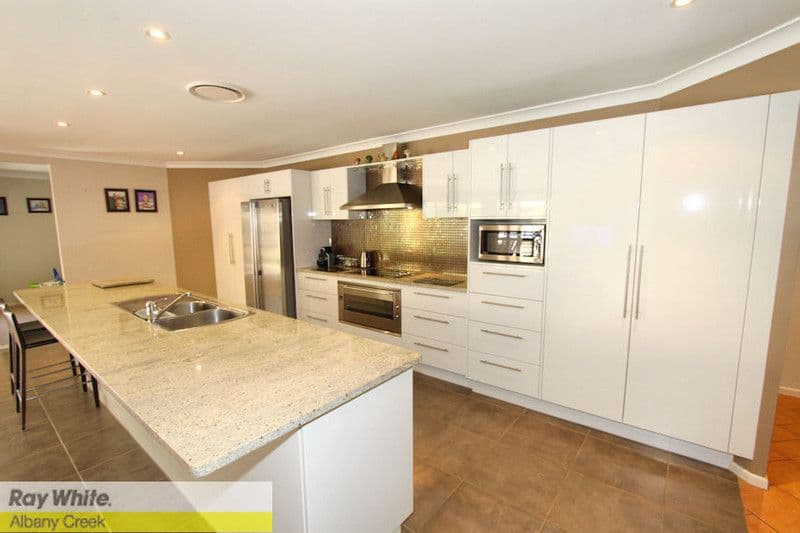 6 Tiffany Court, EATONS HILL QLD 4037, Eatons Hill - Thumbnail 5