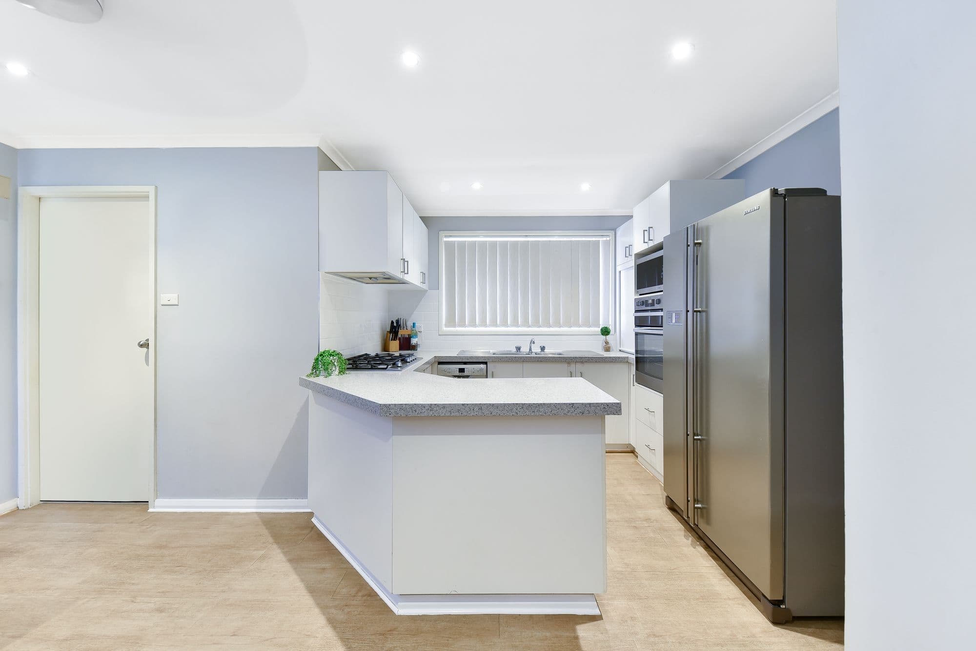 16 Hodges Place, Currans Hill - Thumbnail 2