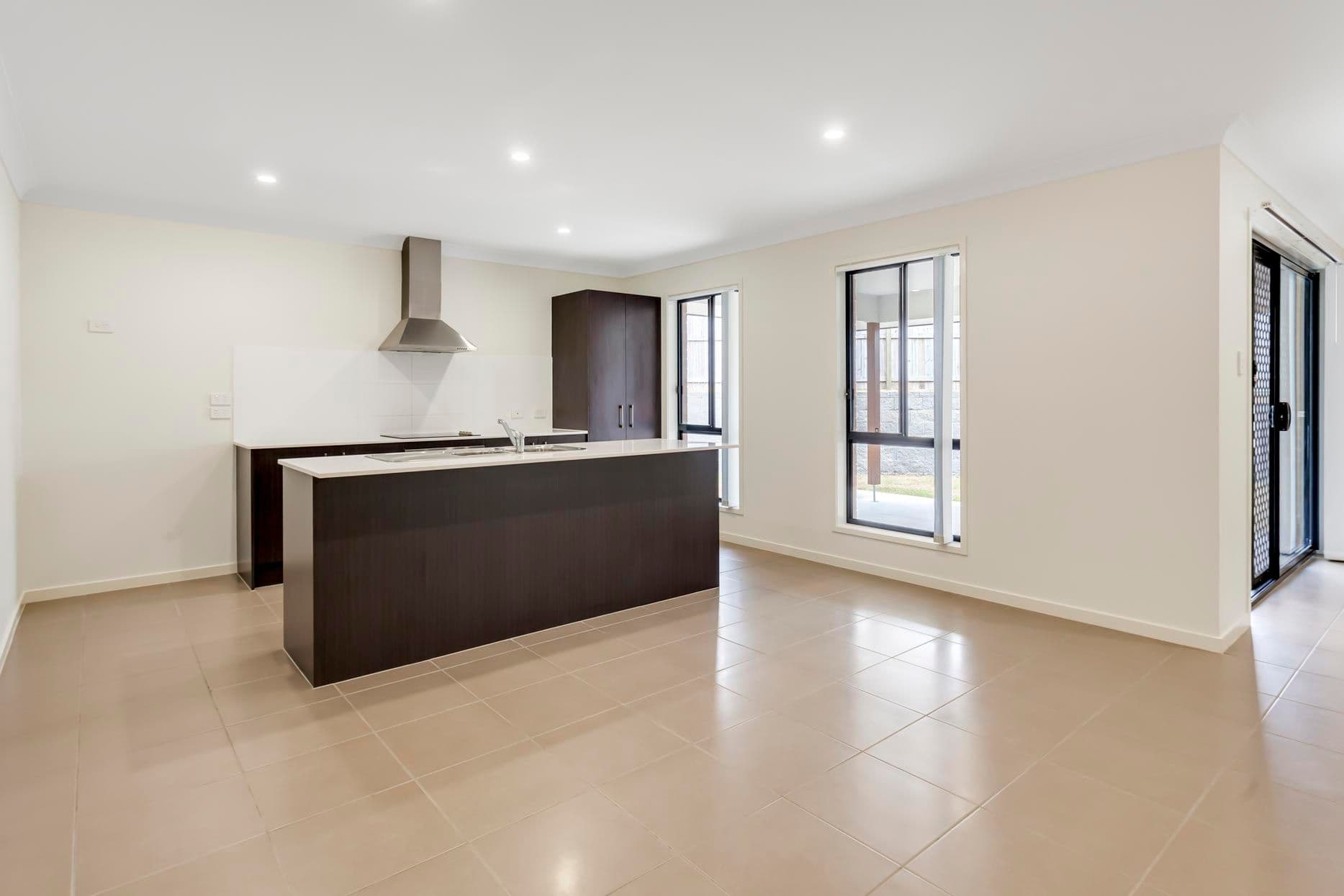 11 Mieka Crescent, Pimpama QLD 4209, Pimpama - Thumbnail 2