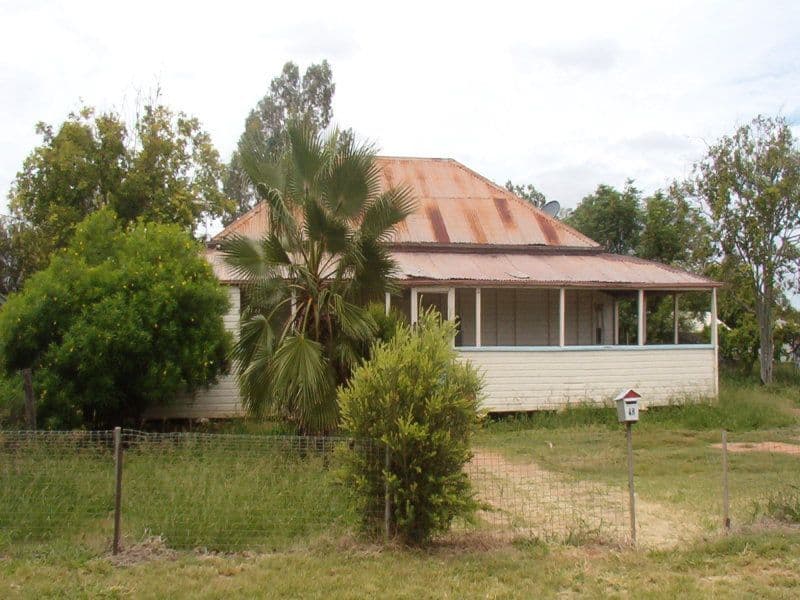 48 Galatea Street, CHARLEVILLE QLD 4470, Charleville - Thumbnail 2