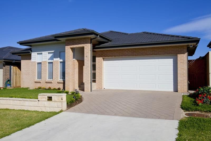 4 Graziers Way, CARNES HILL NSW 2171, Carnes Hill - Thumbnail 3