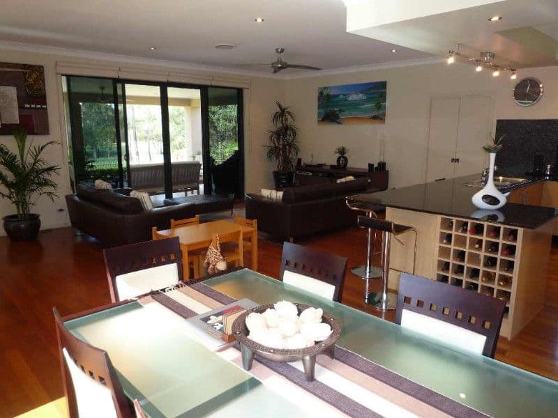 16 Torquay Place, ARUNDEL QLD 4214, Arundel - Thumbnail 8