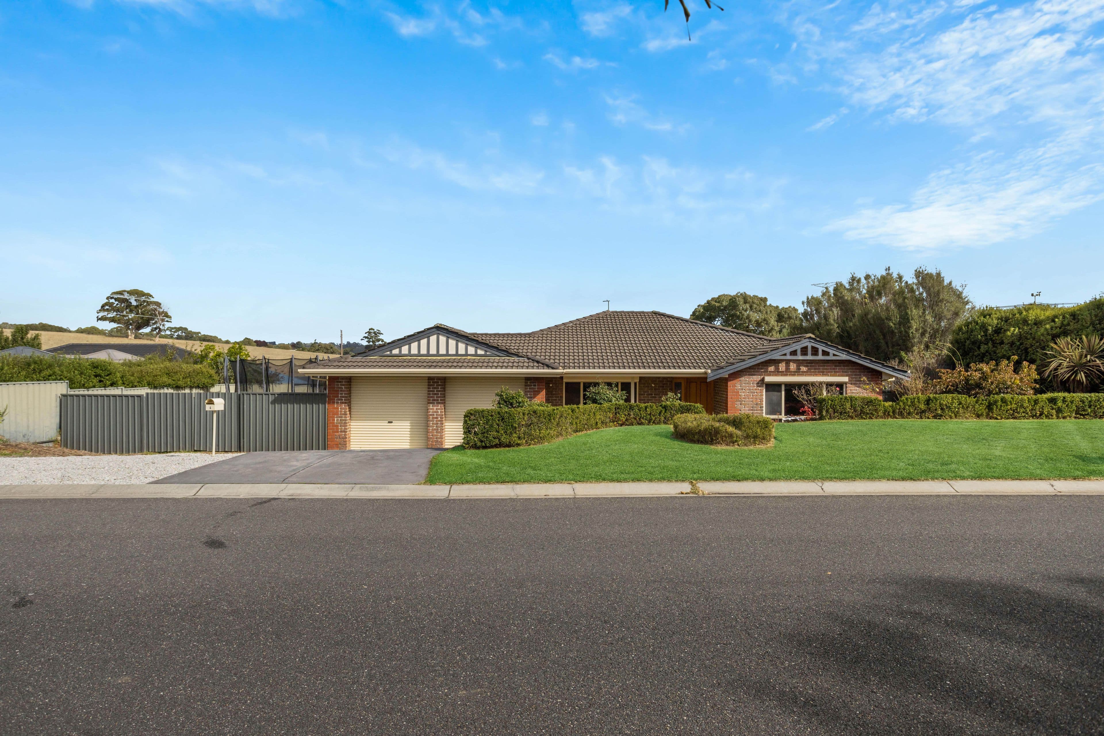4 Robin Street, Mount Barker SA 5251, Mount Barker - Image 1