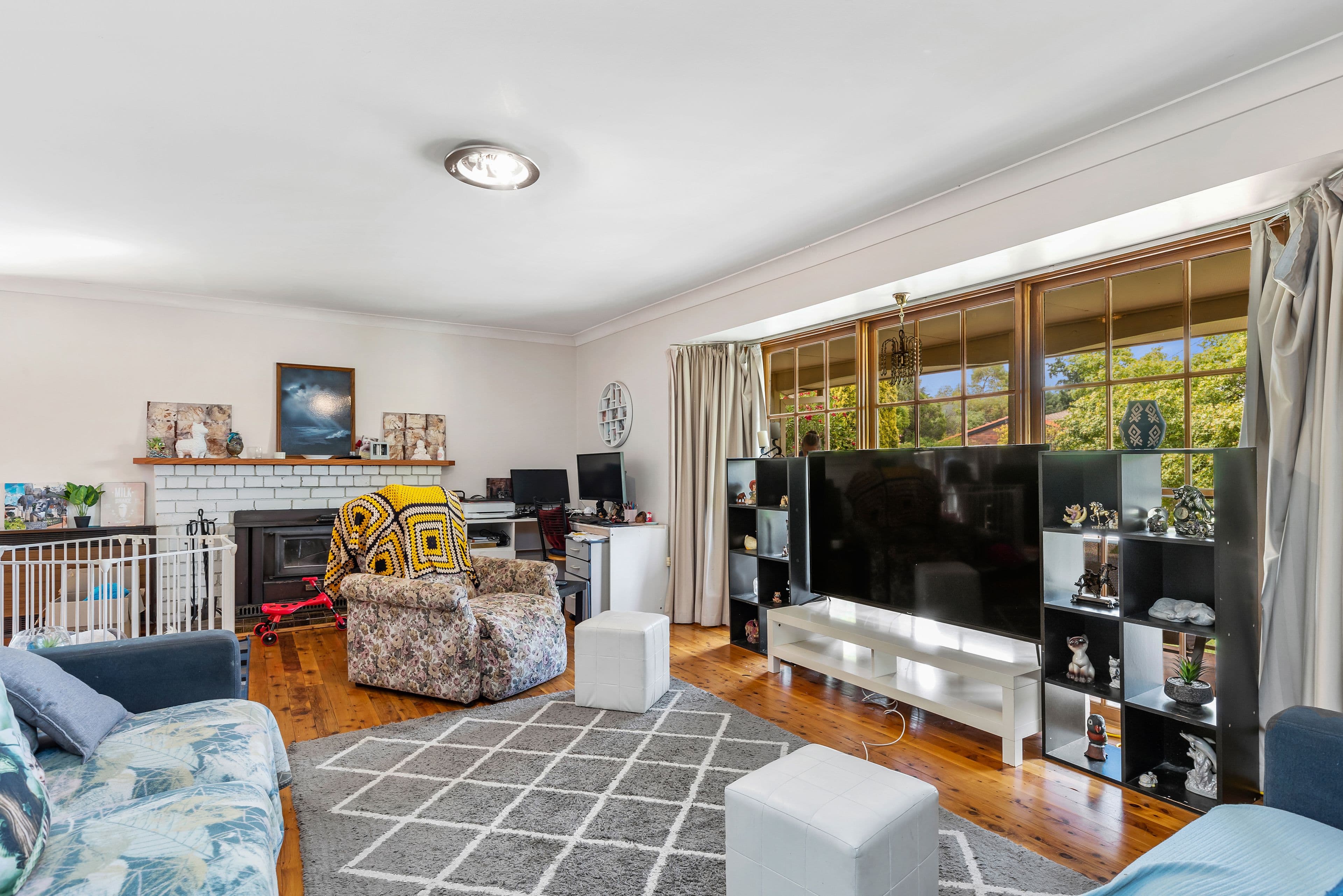 19 Churchill Avenue, Kooringal NSW 2650, Kooringal - Thumbnail 2