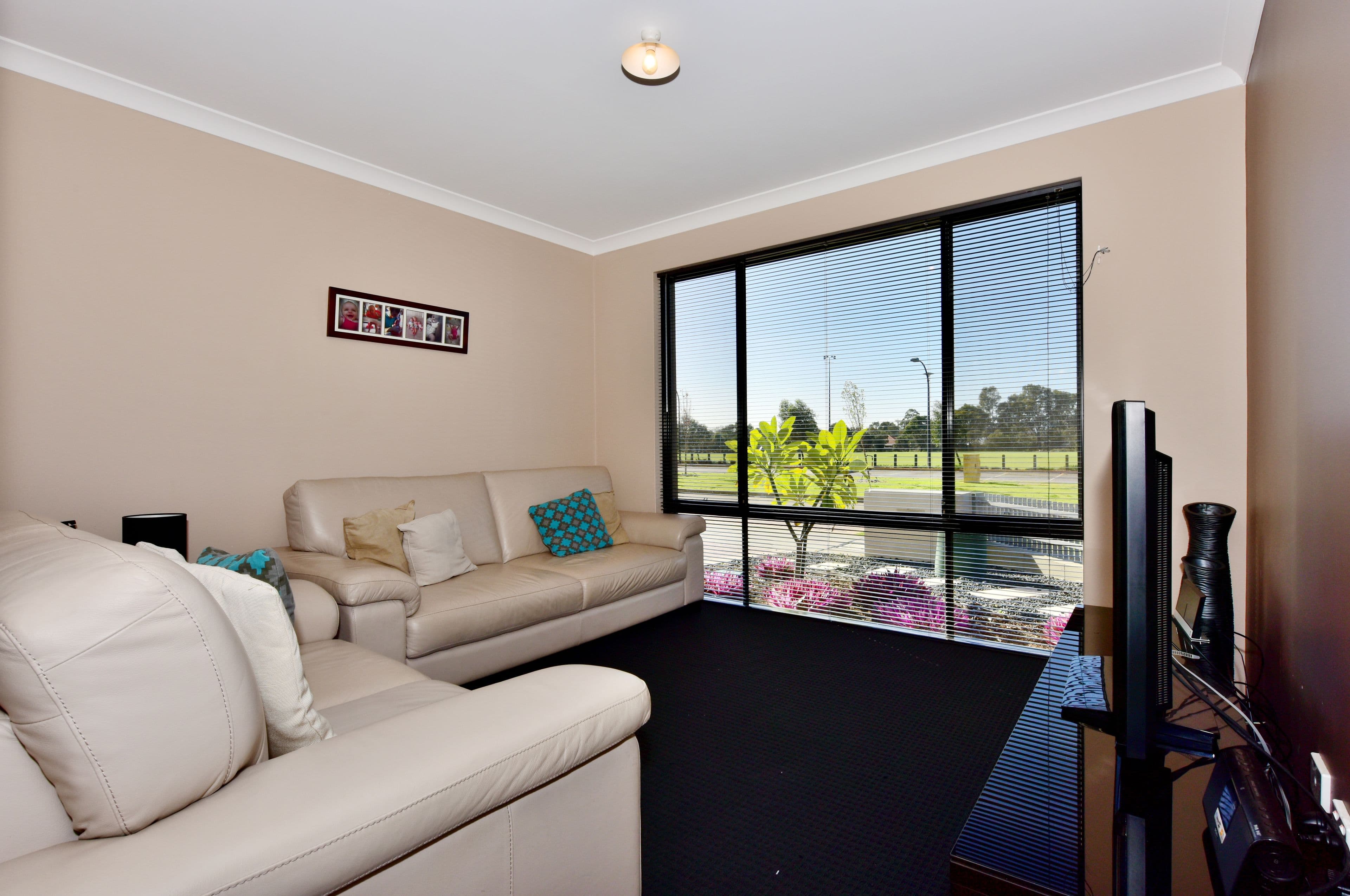 18 Maffina Parade, Ellenbrook WA 6069, Ellenbrook - Thumbnail 2
