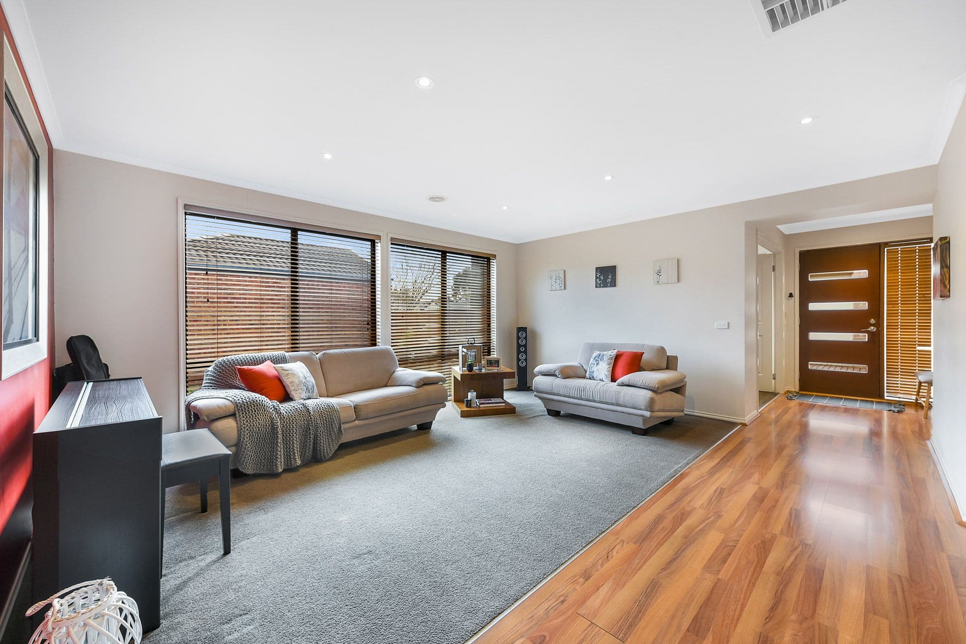 30 Masterton Place, Cranbourne East VIC 3977, Cranbourne East - Thumbnail 3