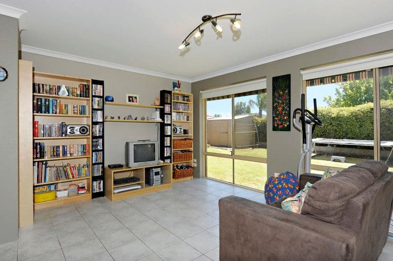 21 Limoges Elbow, PORT KENNEDY WA 6172, Port Kennedy - Thumbnail 8
