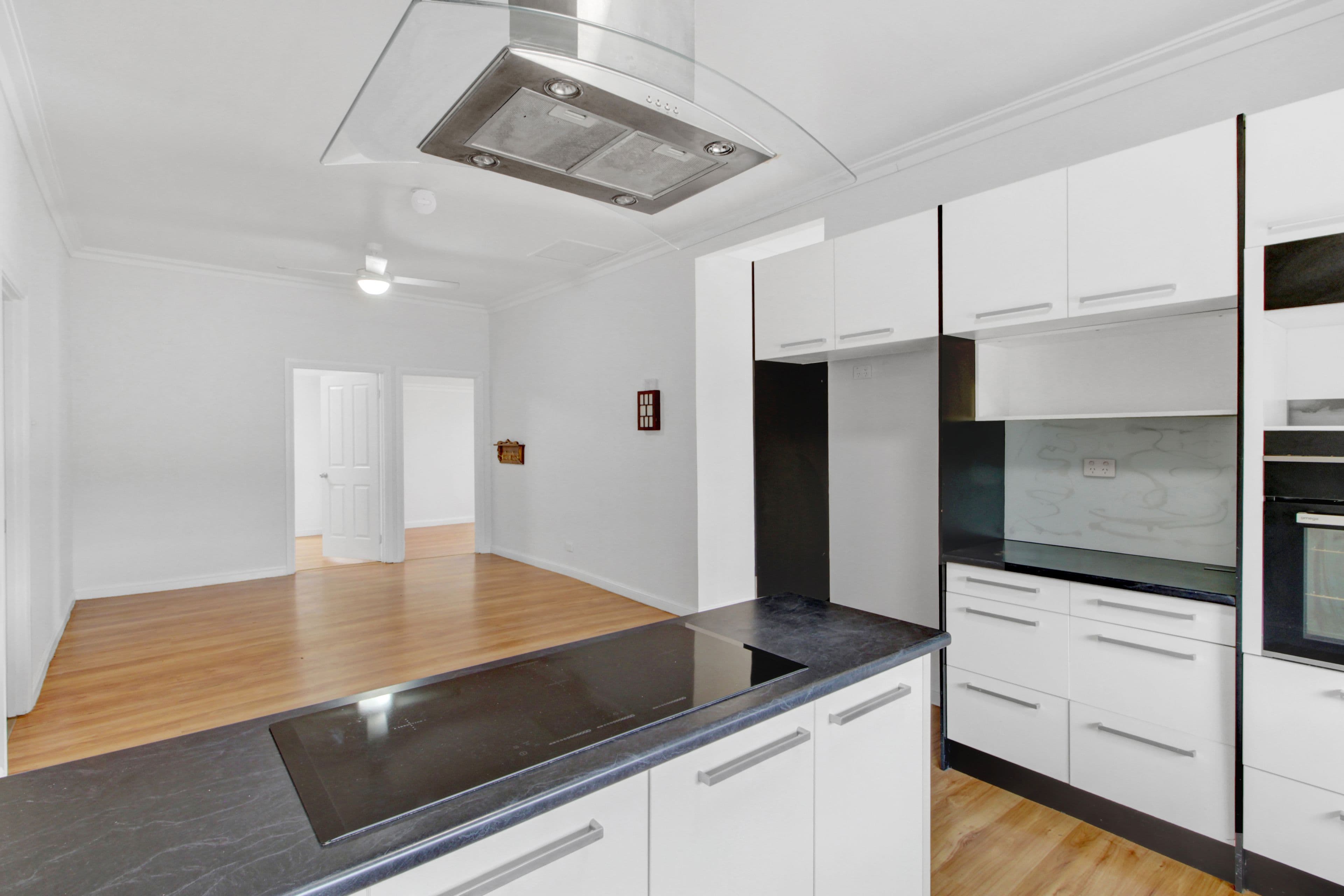271 Kulkyne Street, Renmark West SA 5341, Renmark West - Thumbnail 4