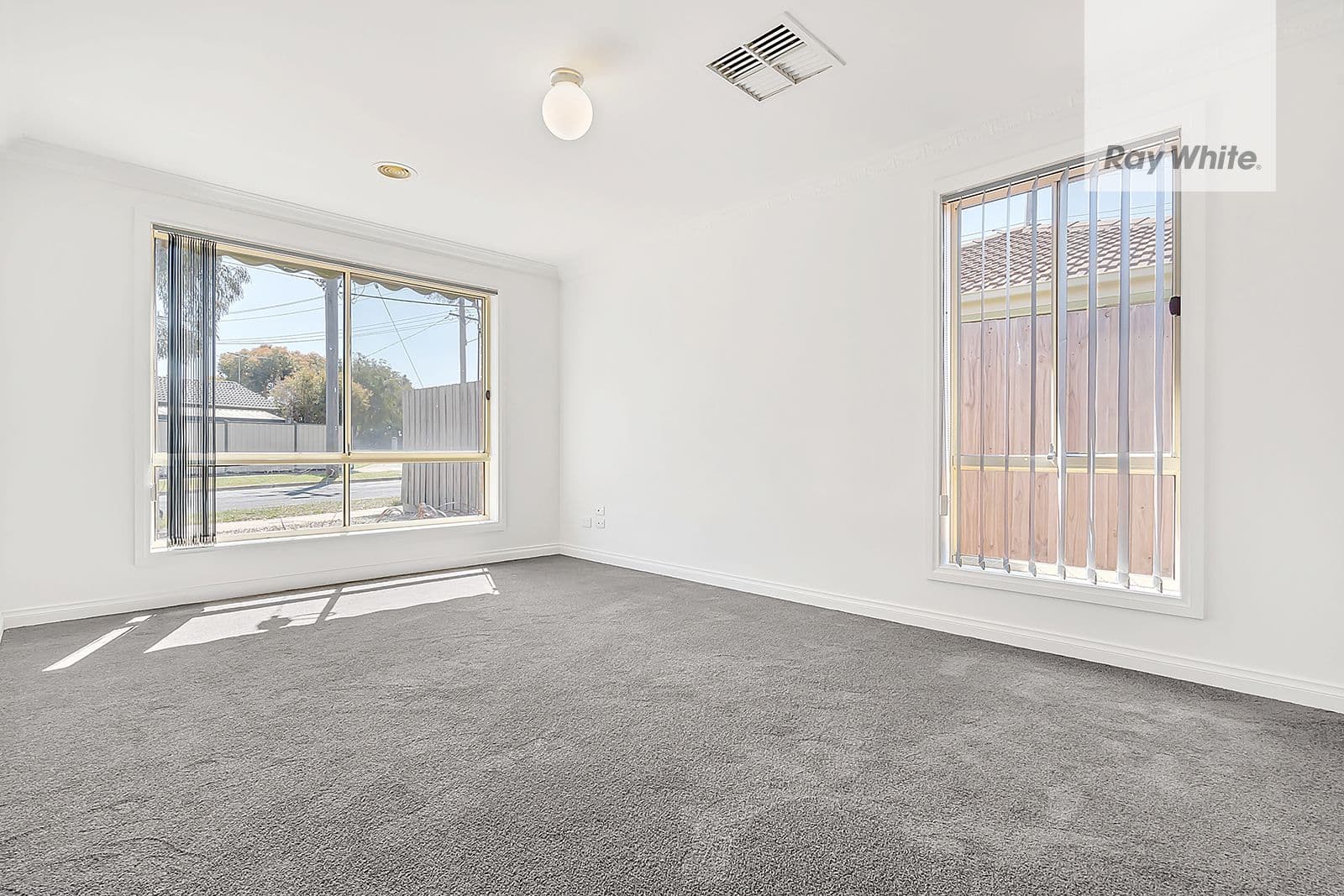 56 Edington Way, Craigieburn VIC 3064, Craigieburn - Thumbnail 4