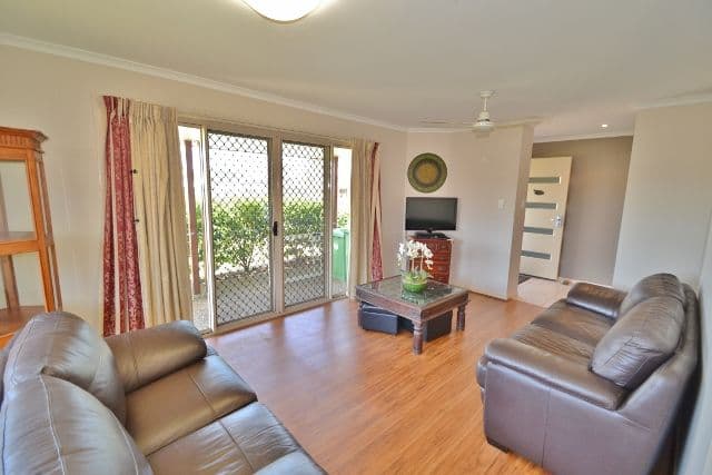 6 Heights Road, BEERWAH QLD 4519, Beerwah - Thumbnail 2