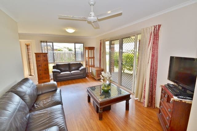 6 Heights Road, BEERWAH QLD 4519, Beerwah - Thumbnail 7