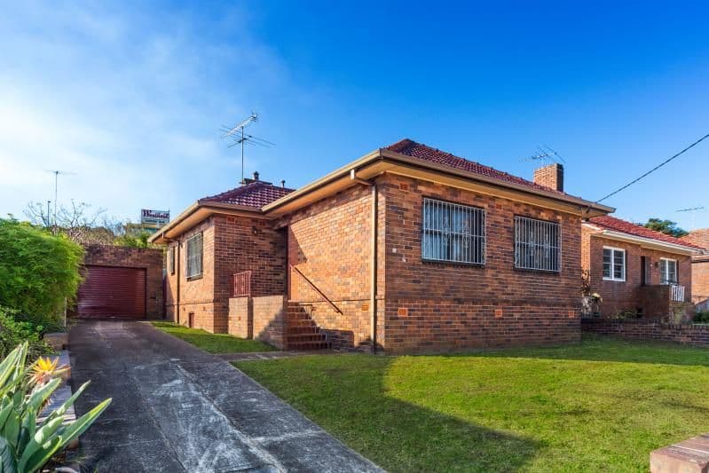 16 Fraser Avenue, EASTGARDENS NSW 2036, Eastgardens - Image 1