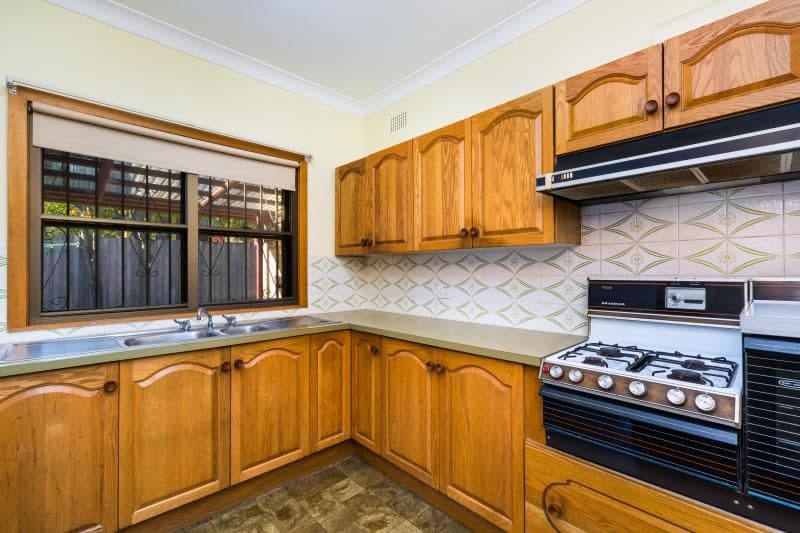 16 Fraser Avenue, EASTGARDENS NSW 2036, Eastgardens - Thumbnail 2