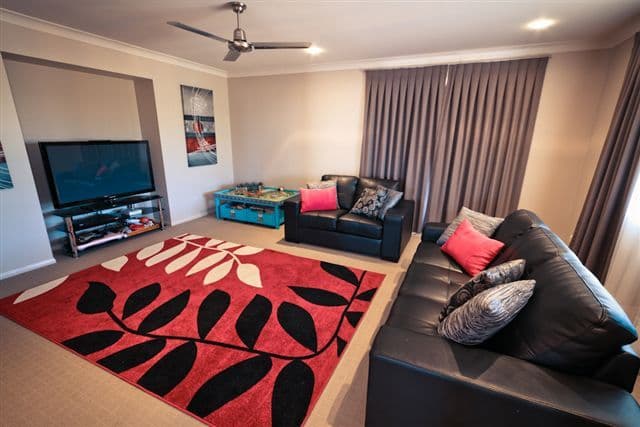 53 Smythe Drive, HIGHFIELDS QLD 4352, Highfields - Thumbnail 5