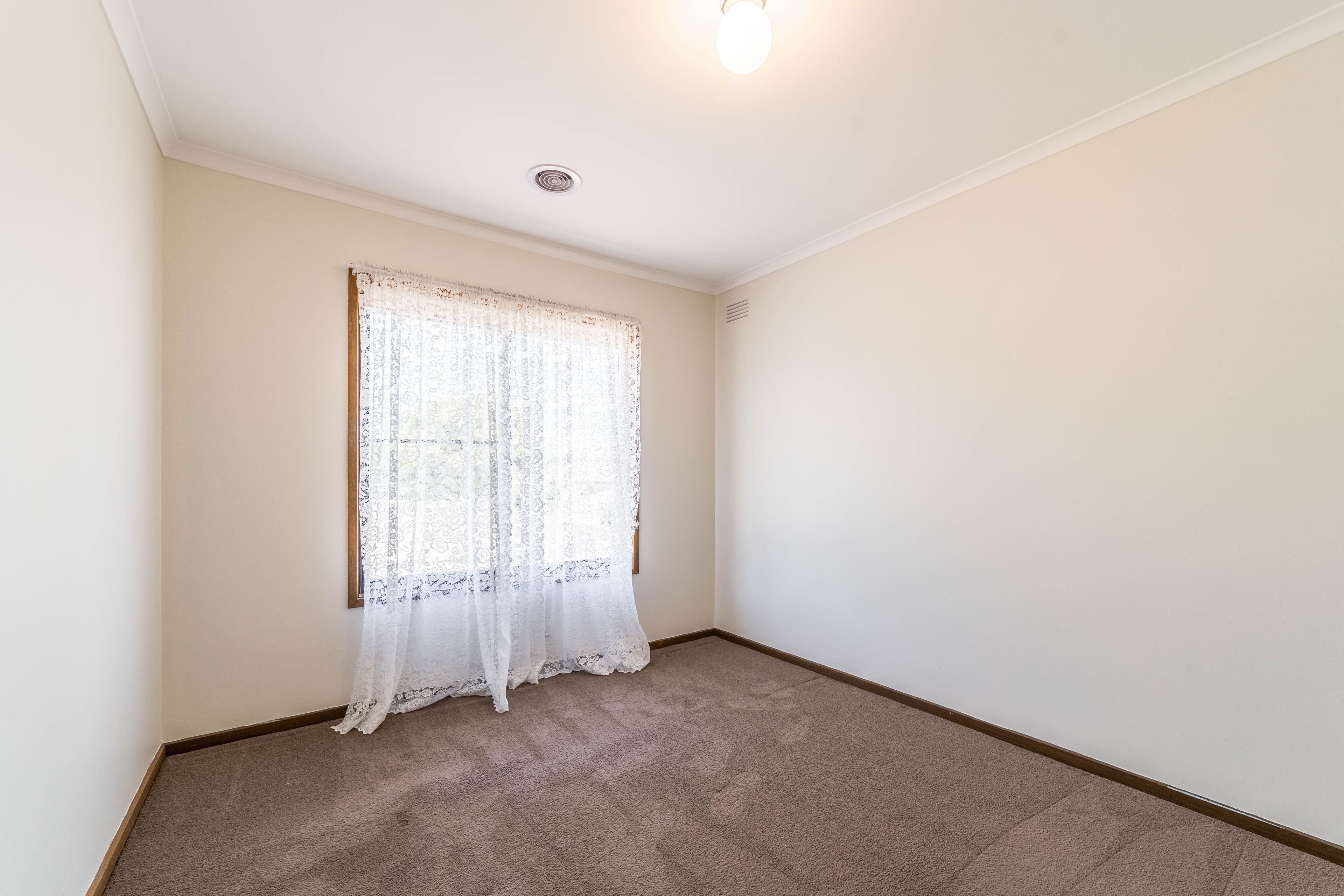 16 Graham Street, Kangaroo Flat VIC 3555, Kangaroo Flat - Thumbnail 4