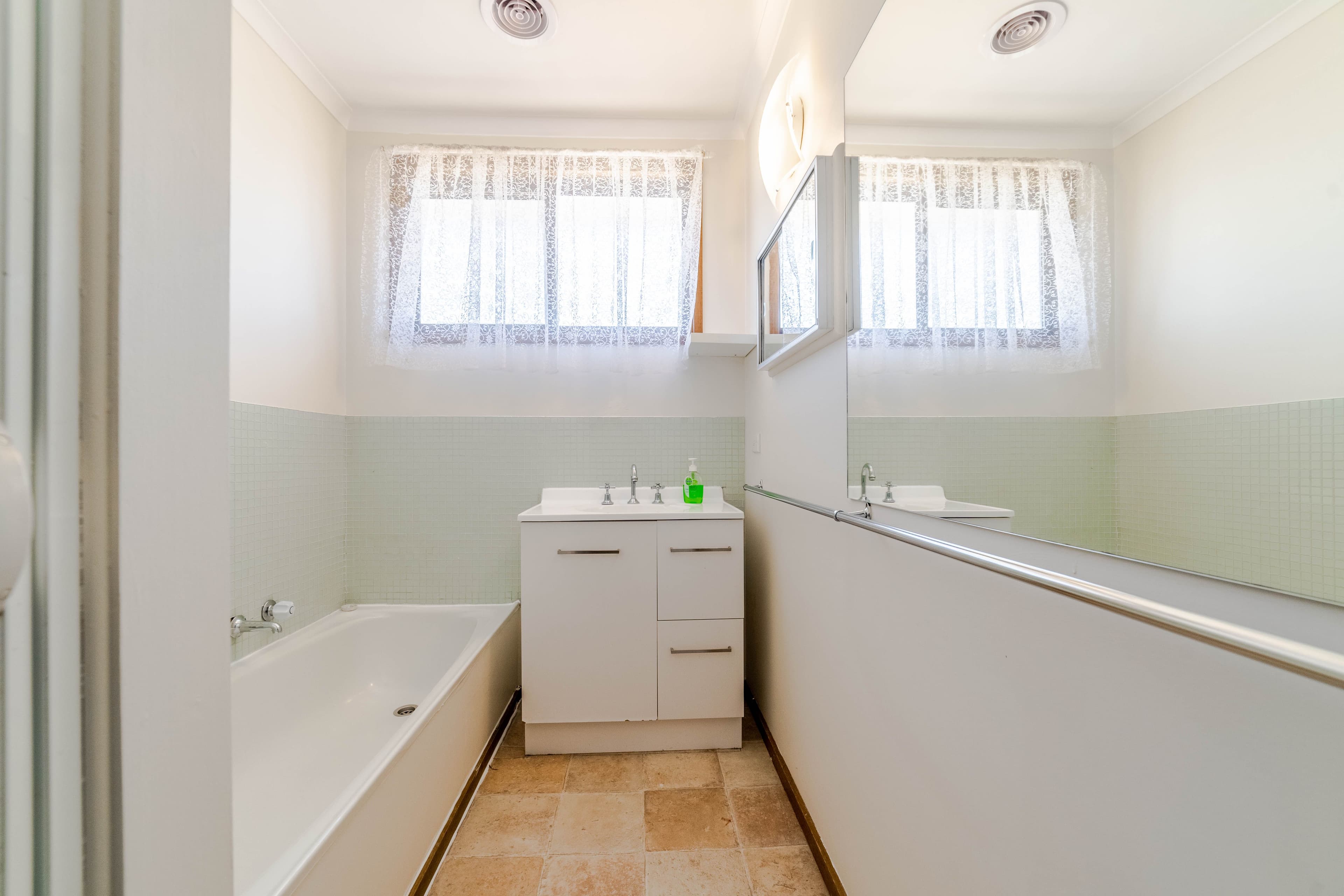 16 Graham Street, Kangaroo Flat VIC 3555, Kangaroo Flat - Thumbnail 8