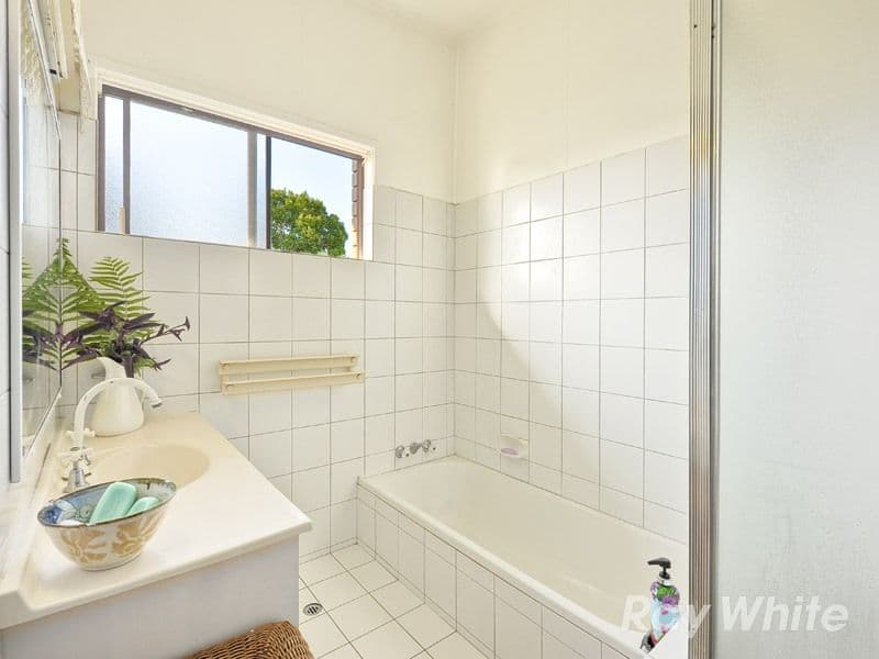 16 Overlea Street, NUDGEE QLD 4014, Nudgee - Thumbnail 6