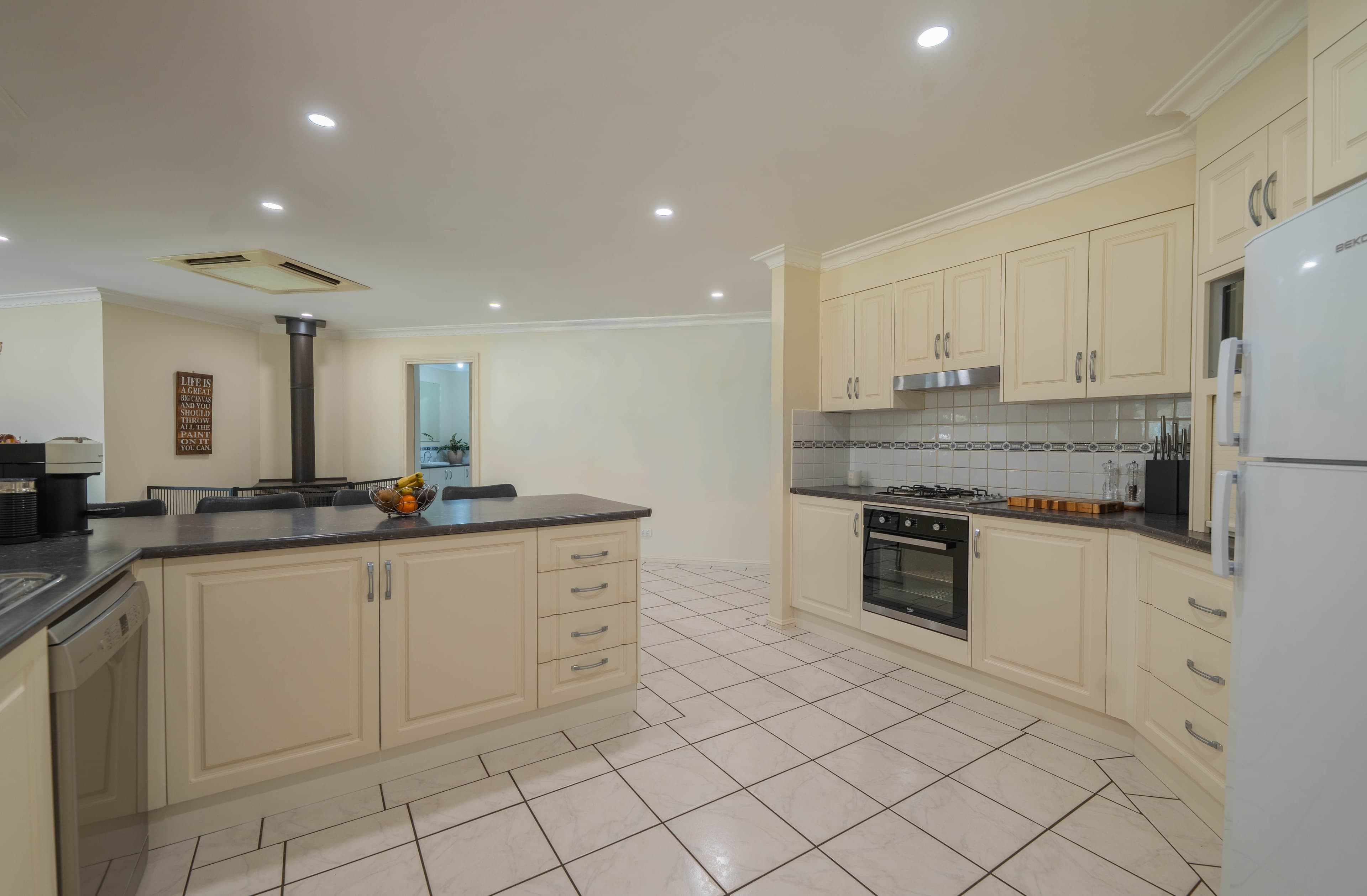 63 Quarry Road, Forbes NSW 2871, Forbes - Thumbnail 6