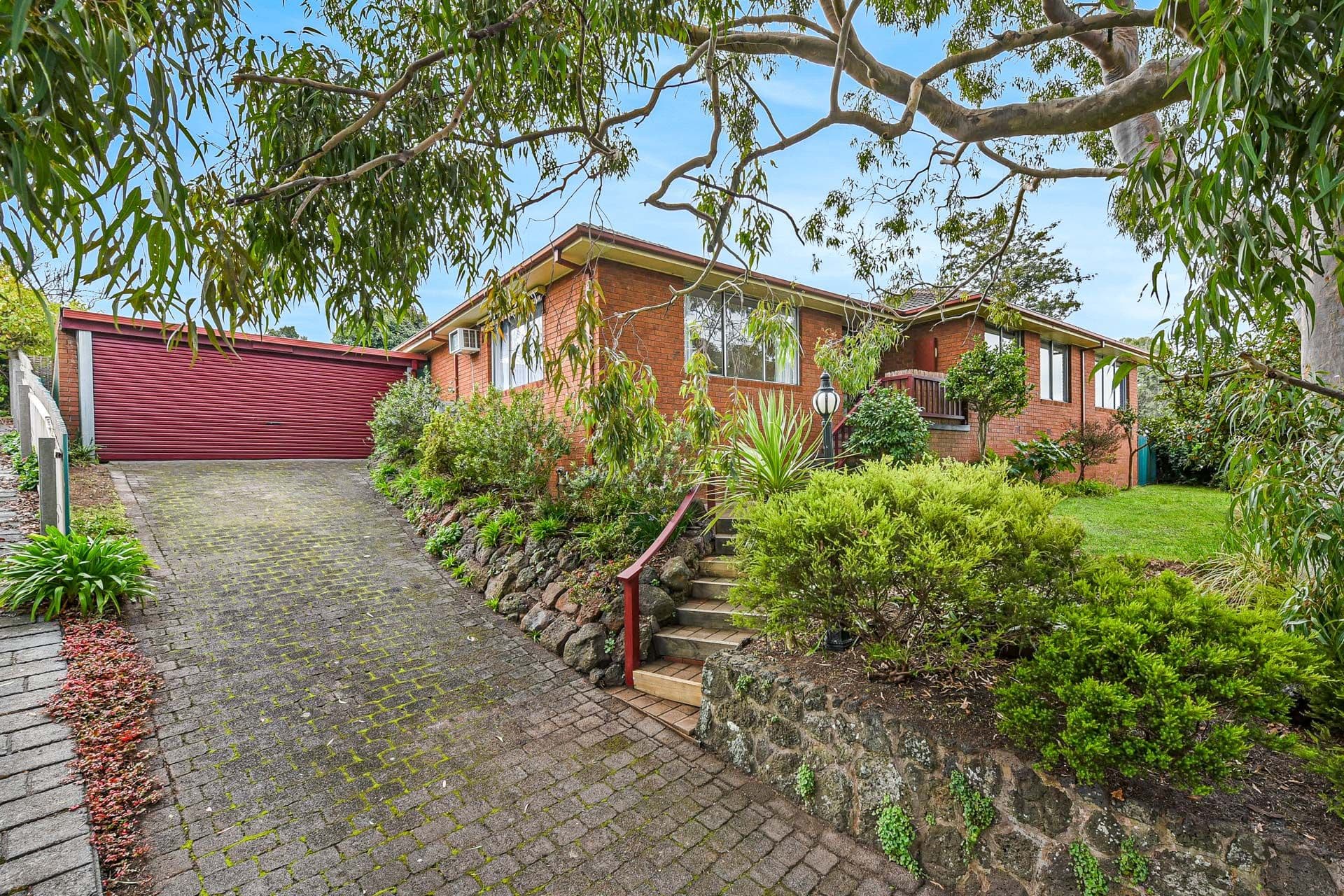 9 Greystoke Court, Berwick VIC 3806, Berwick - Thumbnail 2