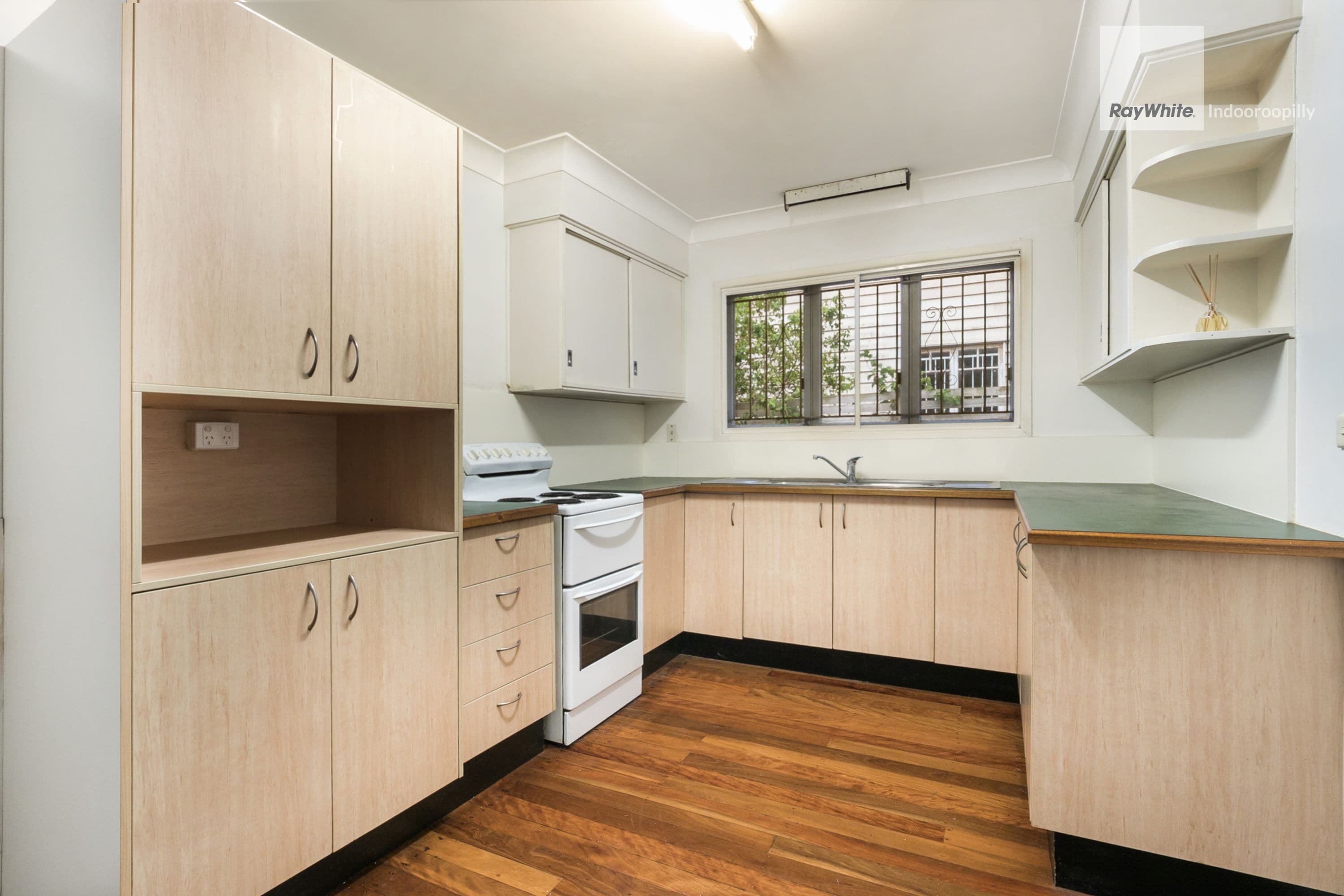 165 Taringa Parade, Indooroopilly QLD 4068, Indooroopilly - Thumbnail 6