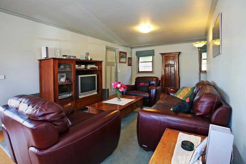 61 Roslyn Road, BELMONT VIC 3216, Belmont - Thumbnail 4