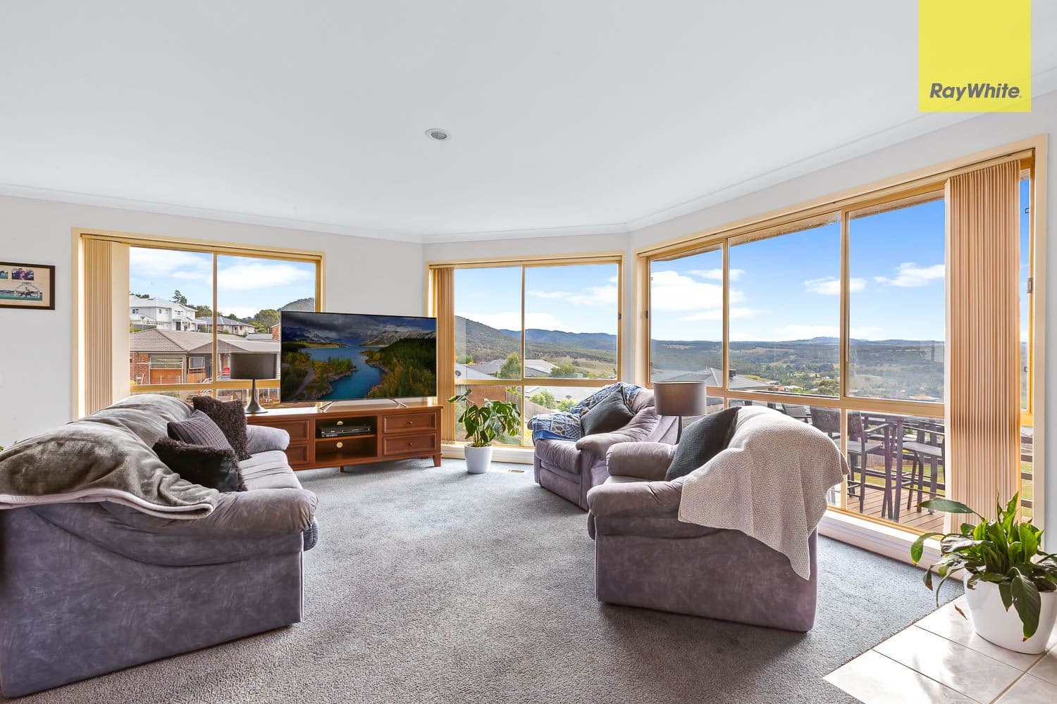 13 Carlogie Place, Darley VIC 3340, Darley - Thumbnail 6