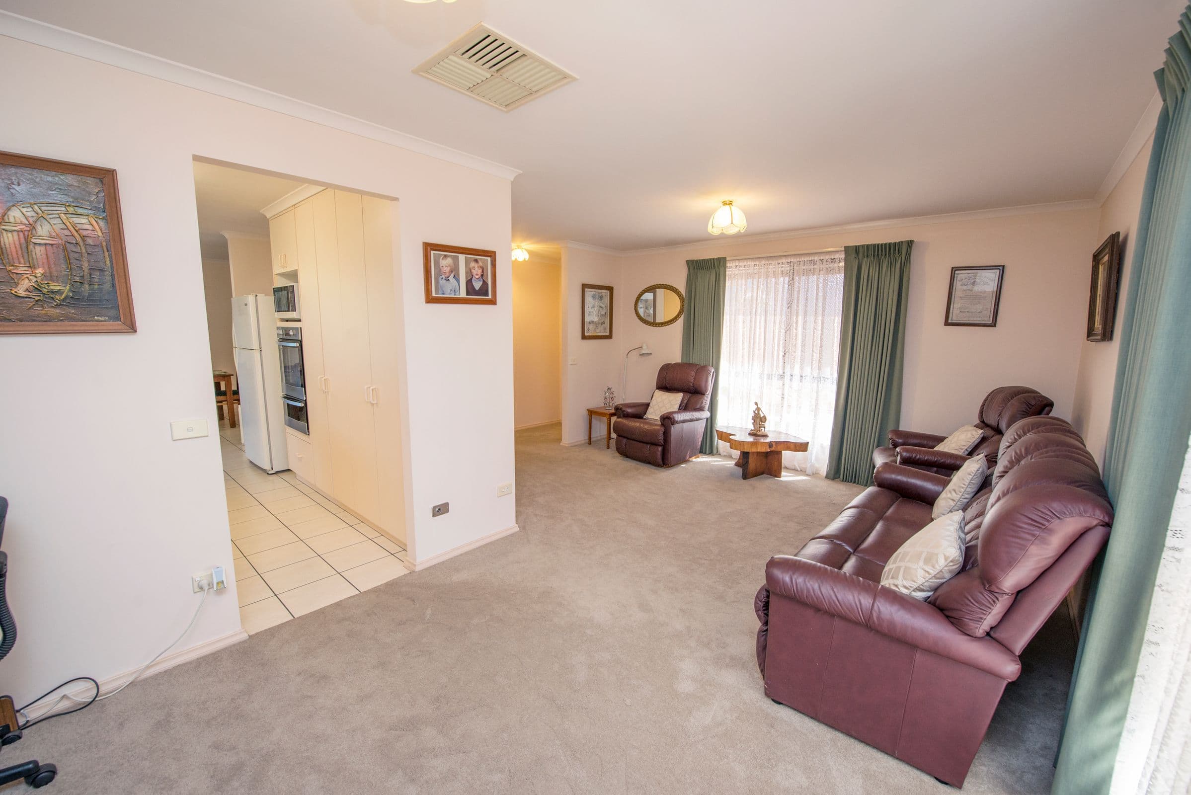17 Donnington Street, Swan Hill VIC 3585, Swan Hill - Thumbnail 3