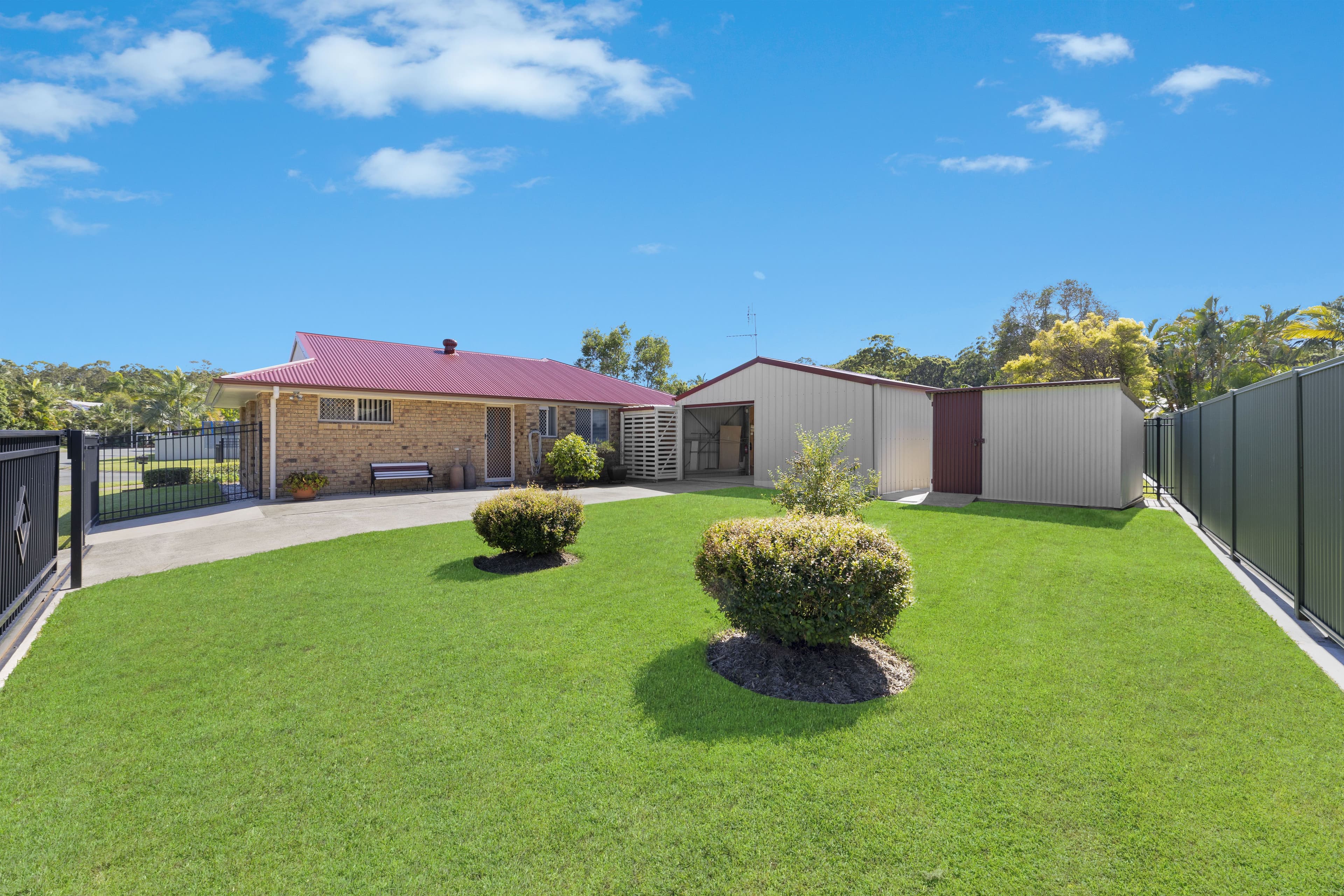 6 Fraser Court, Little Mountain QLD 4551, Little Mountain - Thumbnail 2
