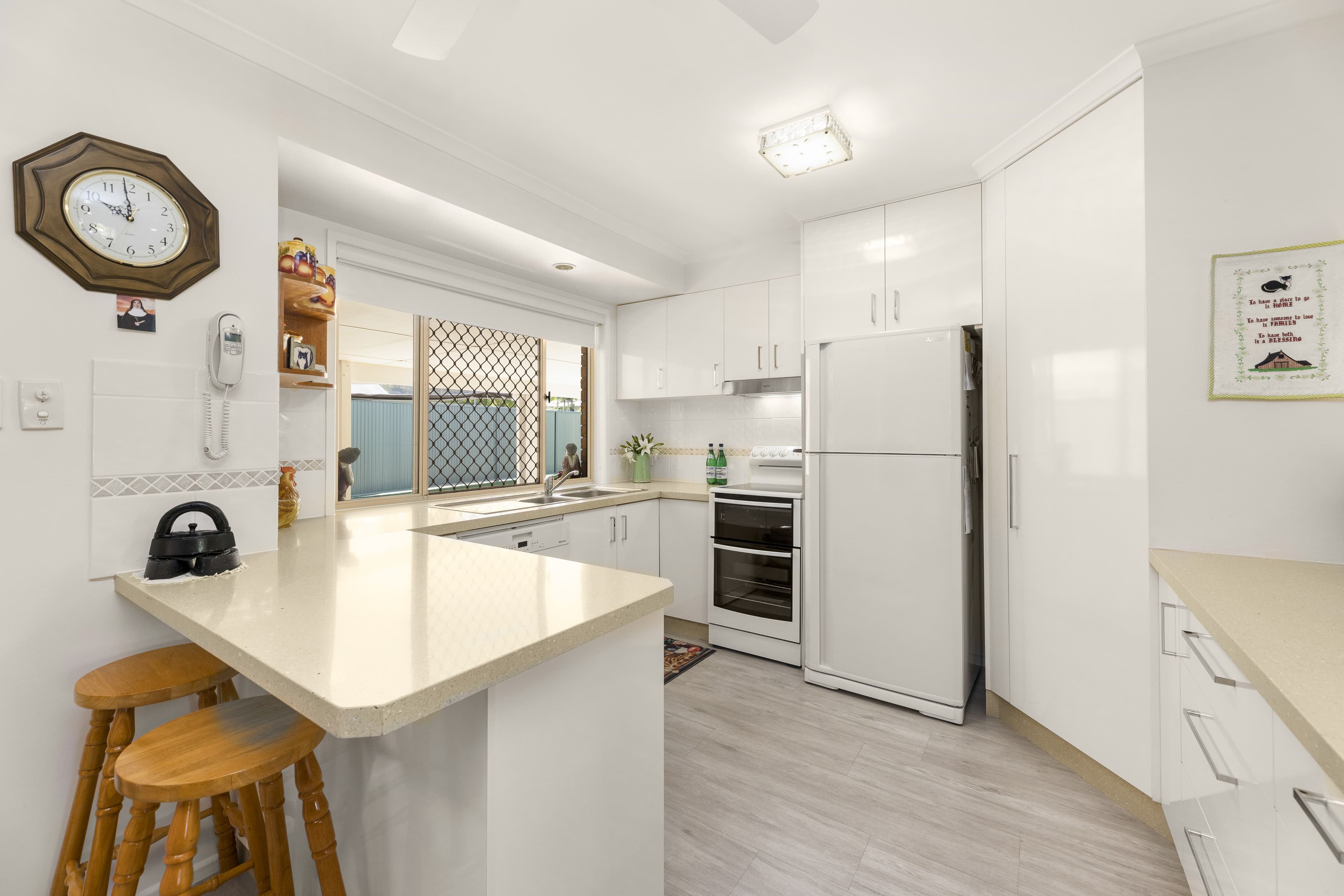 6 Fraser Court, Little Mountain QLD 4551, Little Mountain - Thumbnail 3