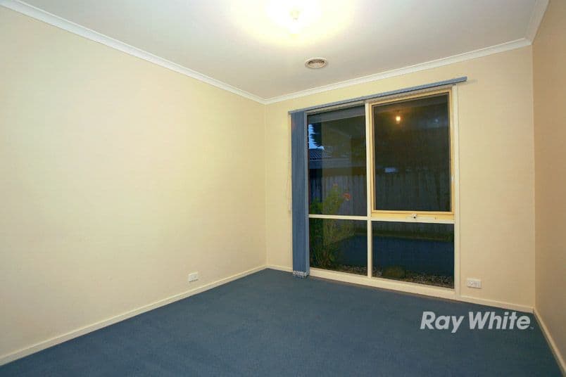 3 Lachlan Close, CRANBOURNE NORTH VIC 3977, Cranbourne North - Thumbnail 8