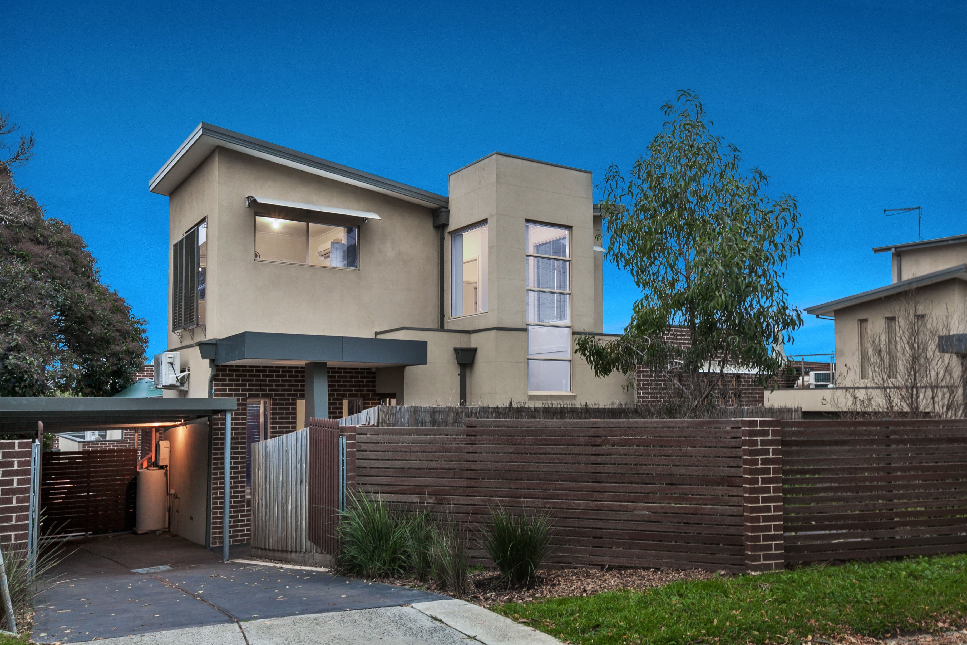 1/1 Sunningdale Drive, Hillside, Hillside - Image 1