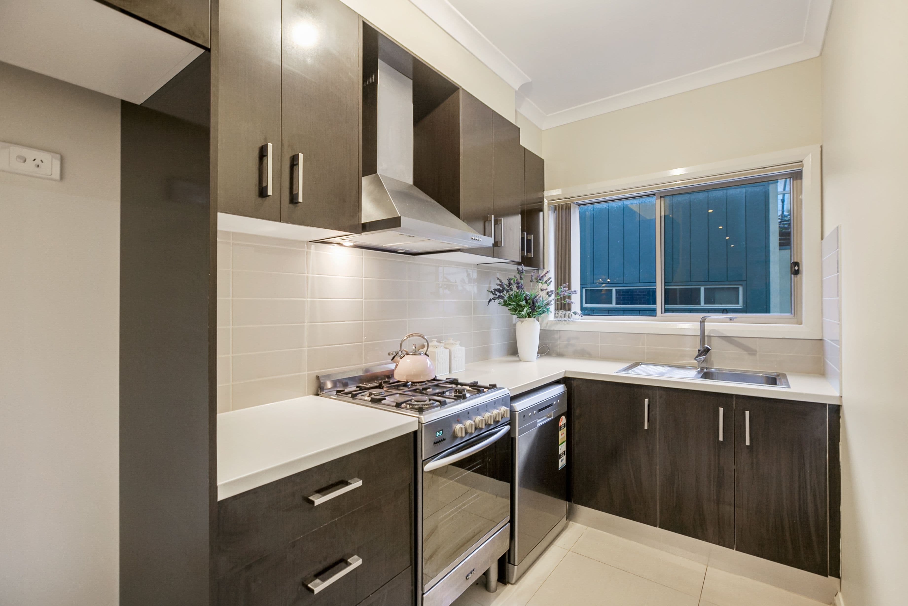 1/1 Sunningdale Drive, Hillside, Hillside - Thumbnail 3
