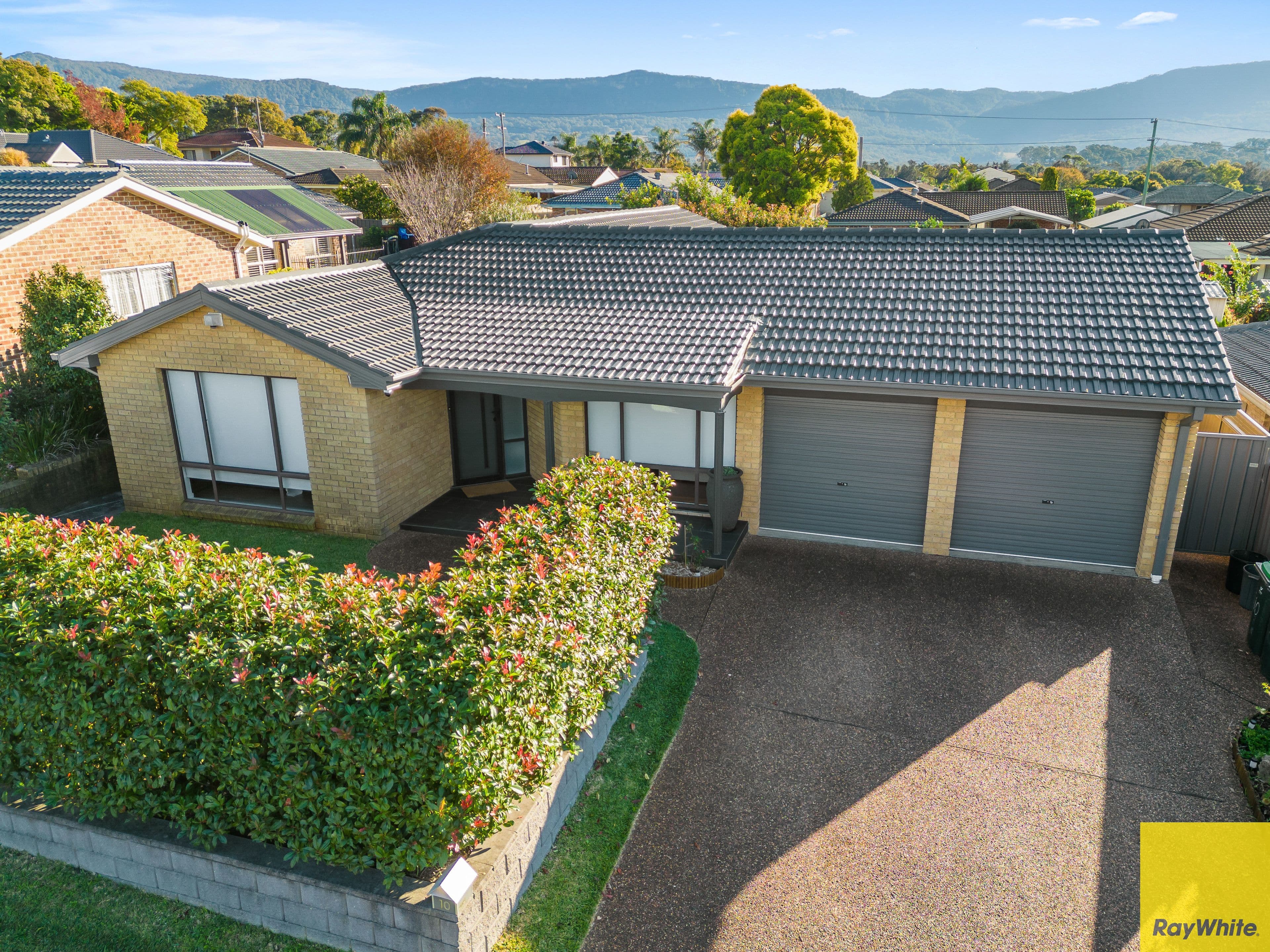10 Sunray Crescent, Horsley NSW 2530, Horsley - Thumbnail 2