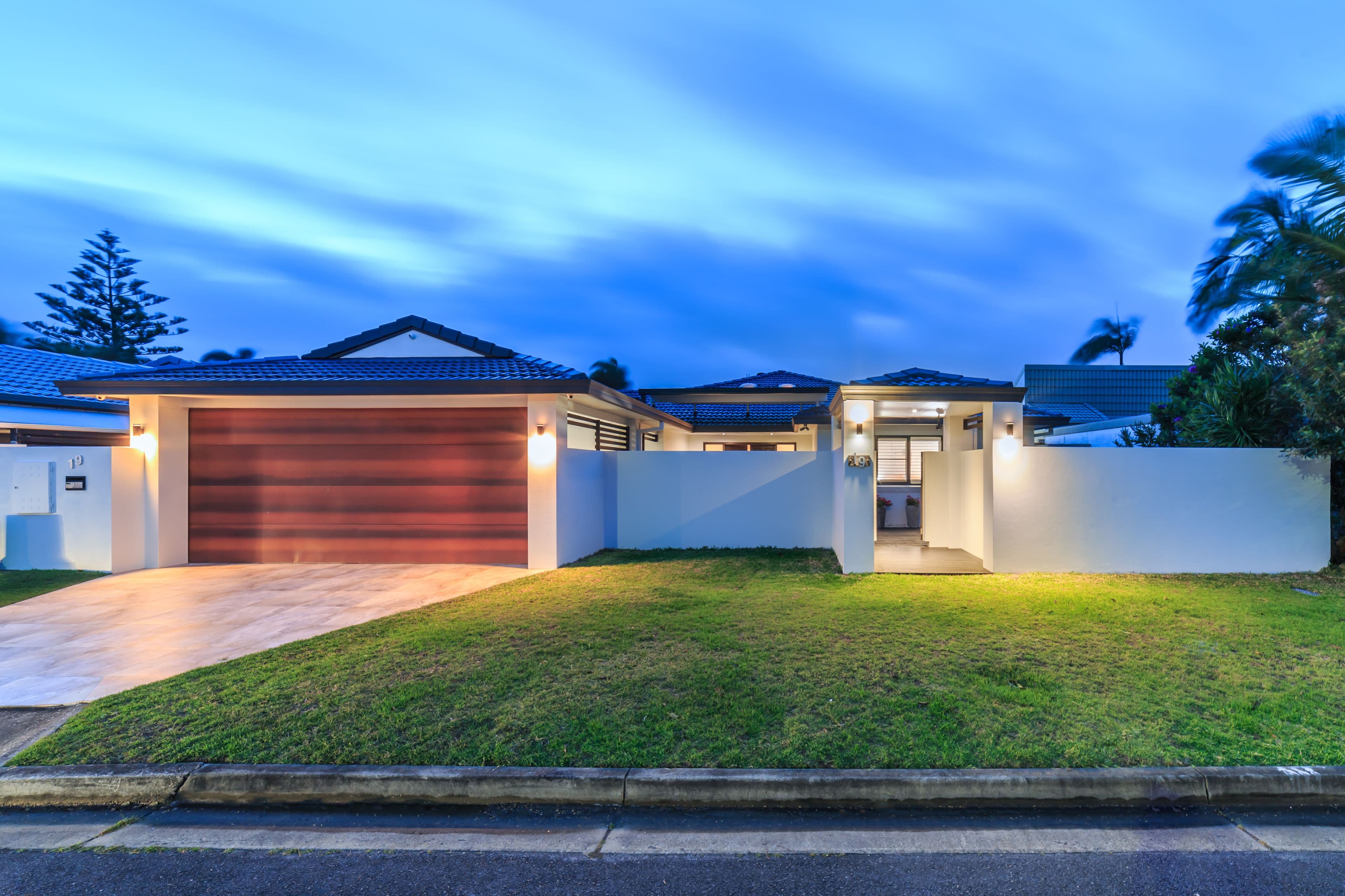 19 Platypus Avenue, Sorrento QLD 4217, Sorrento - Thumbnail 4