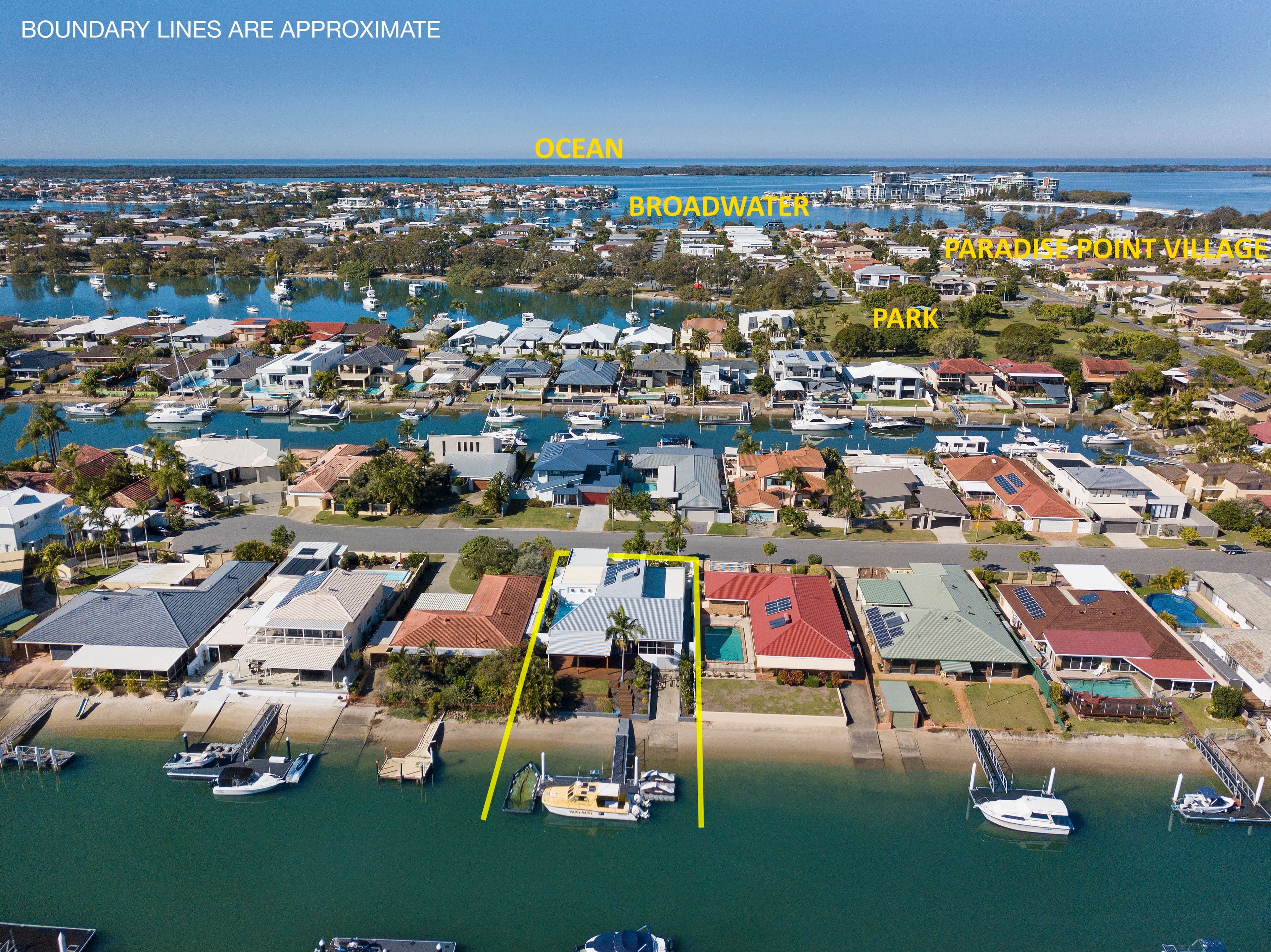 20 Drysdale Place, Paradise Point QLD 4216, Paradise Point - Thumbnail 2