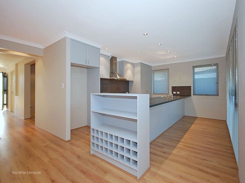 25 Brammall Bend, AVELEY WA 6069, Aveley - Thumbnail 3