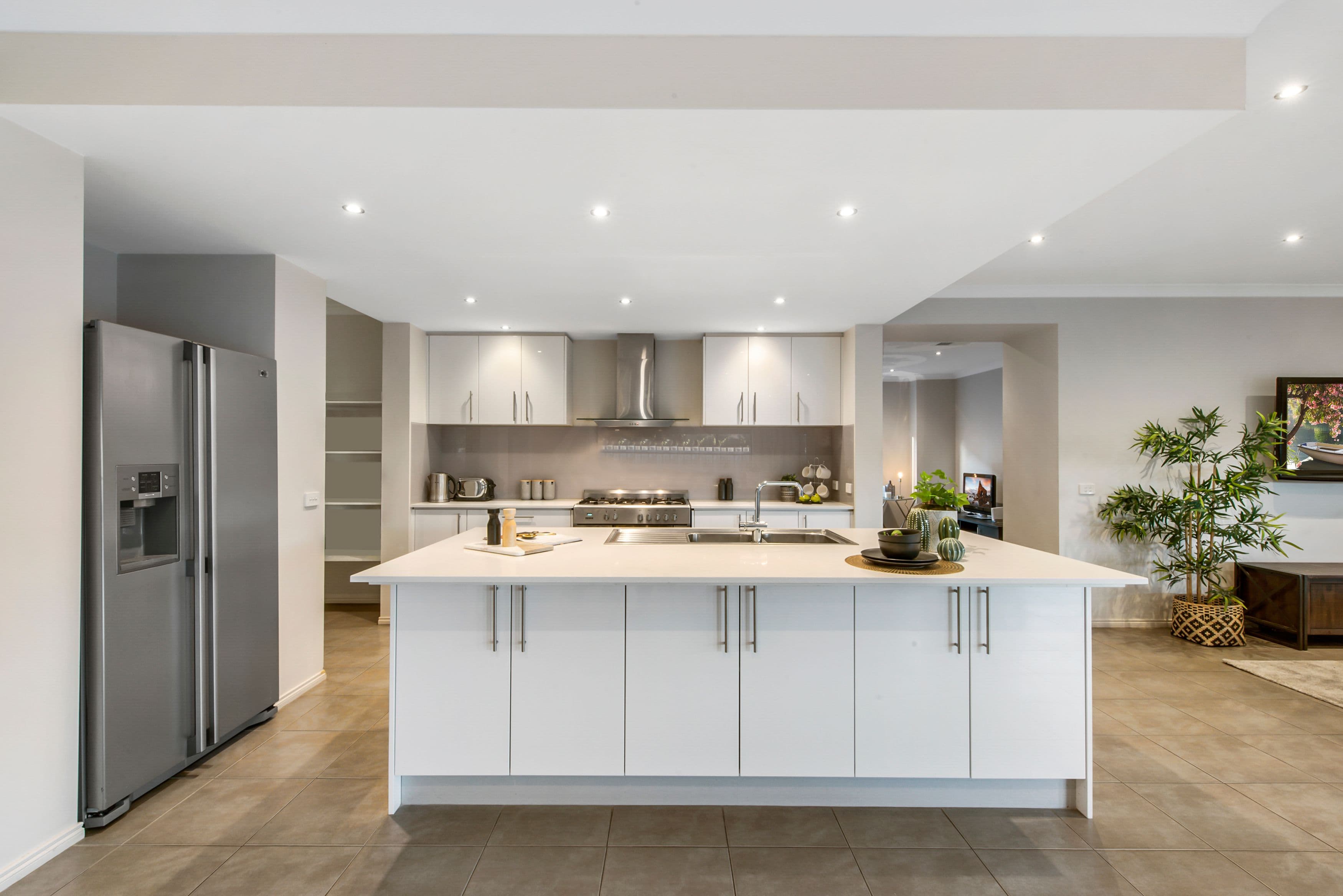 25 Birchgrove Way, Taylors Hill VIC 3037, Taylors Hill - Thumbnail 3