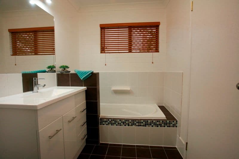 12 Redwood Avenue, KIRWAN QLD 4817, Kirwan - Thumbnail 8