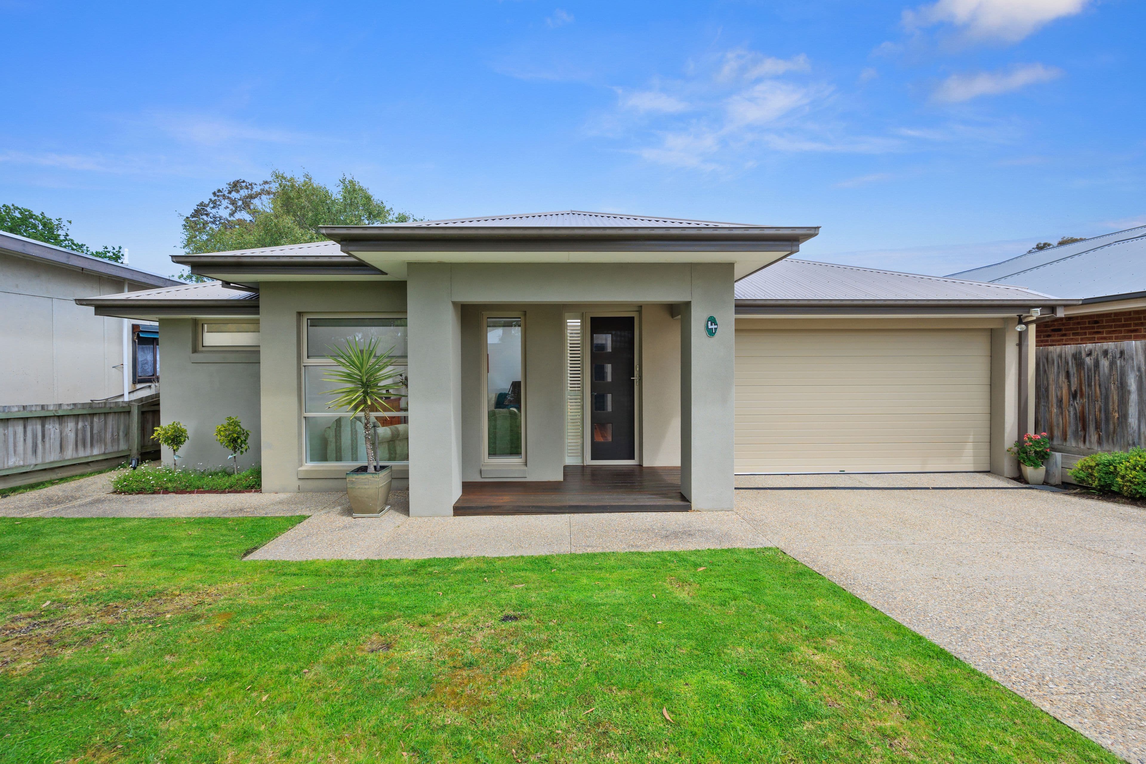 4 Churchill Crescent, Inverloch VIC 3996, Inverloch - Thumbnail 2