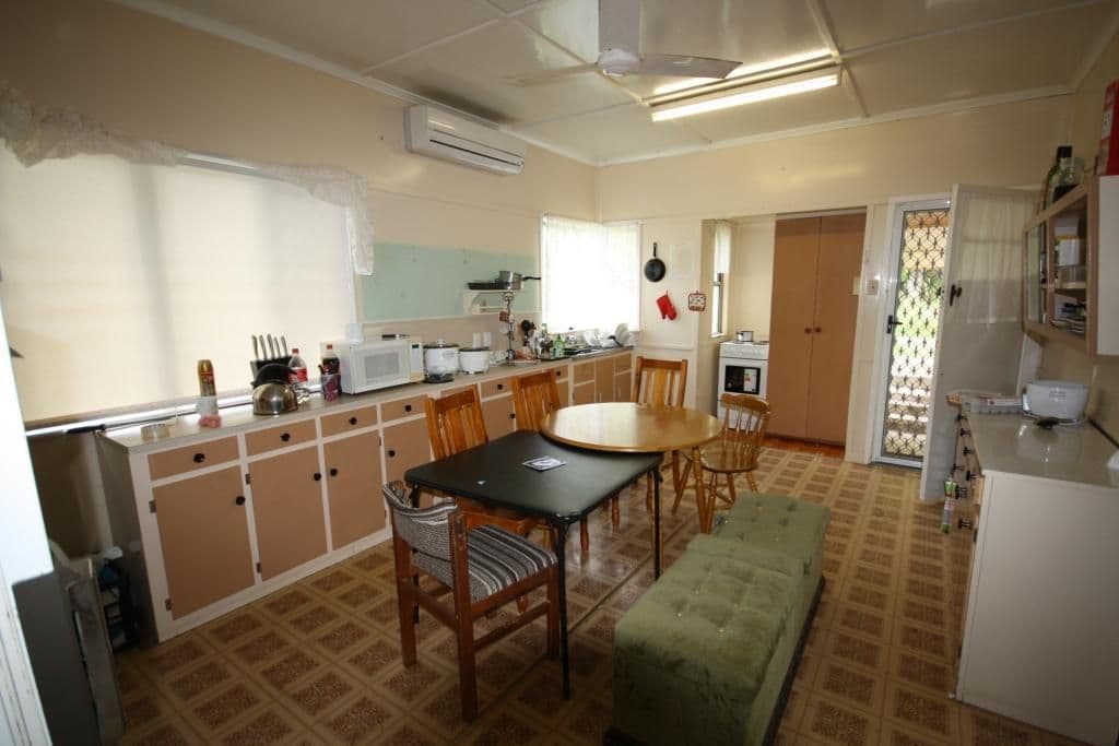 54 Porter Street, GAYNDAH QLD 4625, Gayndah - Thumbnail 3
