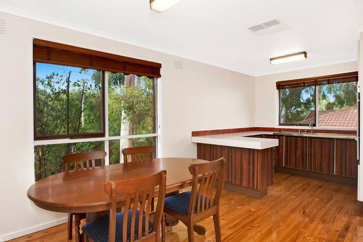 5 Strathallan Road, MACLEOD VIC 3085, Macleod - Thumbnail 4