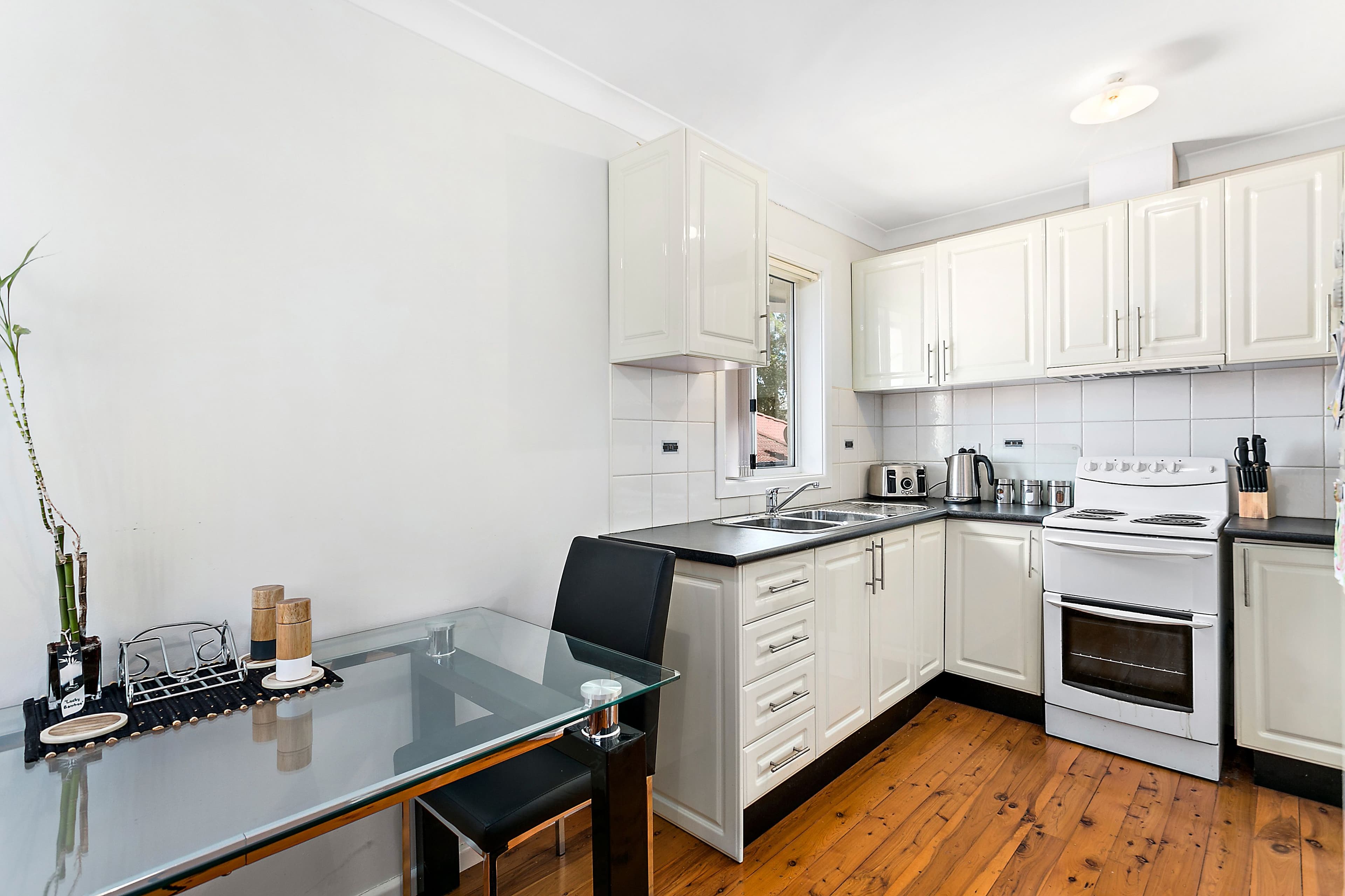 12 Rowley Avenue, Mount Warrigal - Thumbnail 3