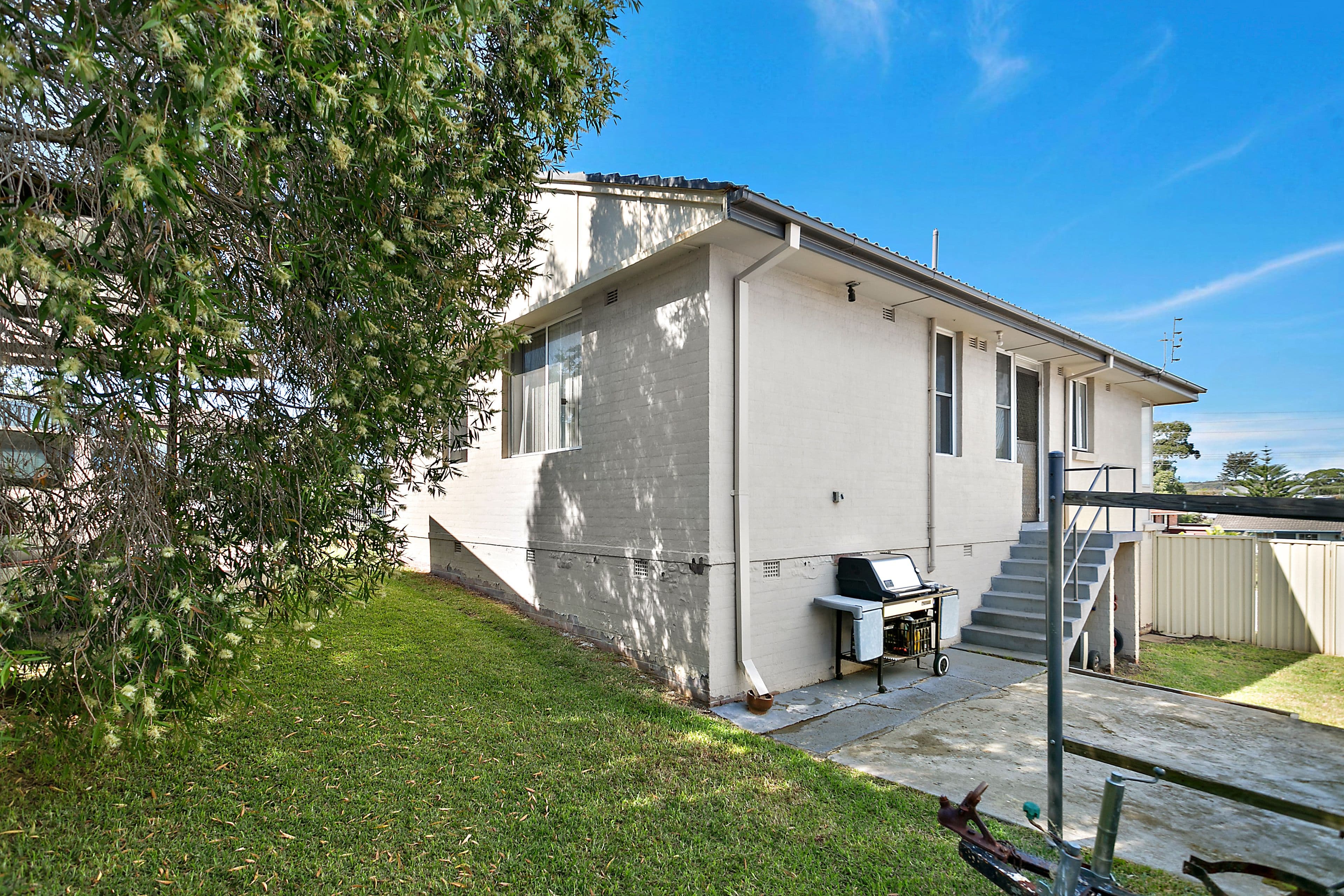 12 Rowley Avenue, Mount Warrigal - Thumbnail 7