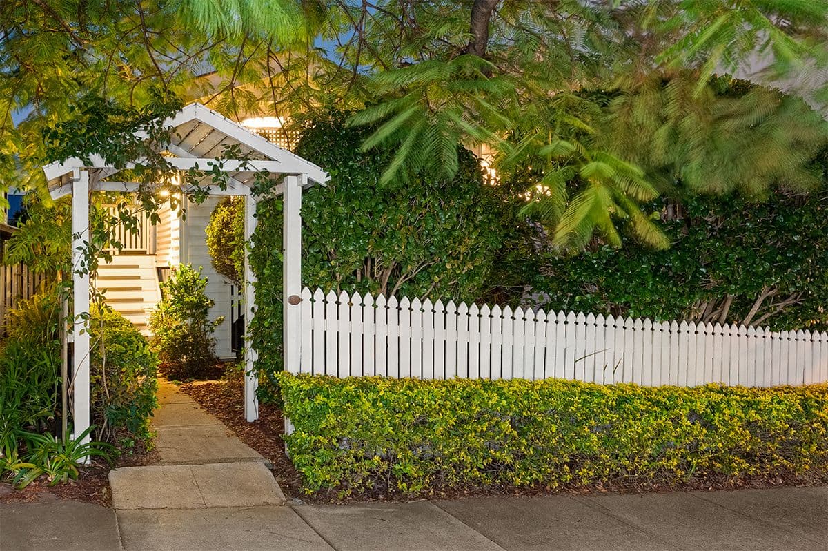23 Bellevue Terrace, Clayfield QLD 4011, Clayfield - Thumbnail 2