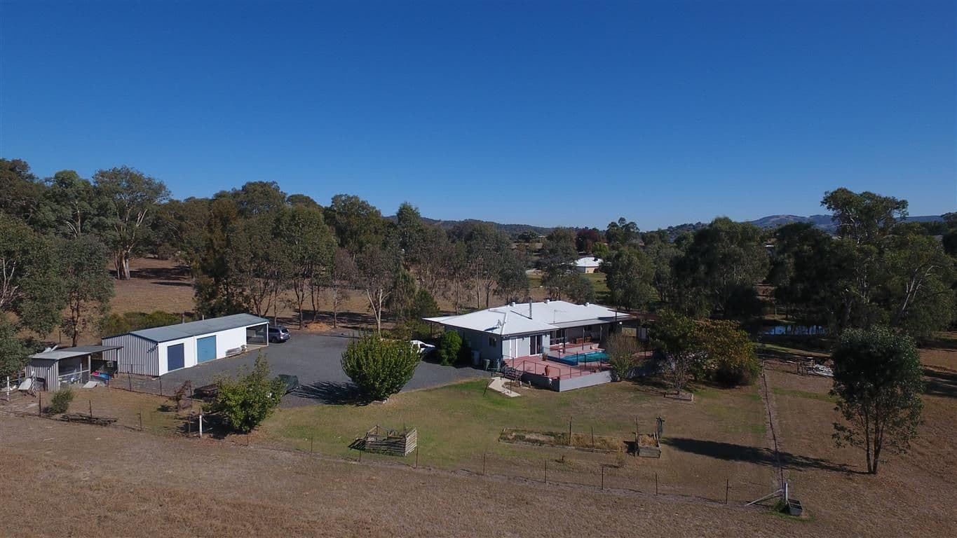 16 Bundara Crescent, Tumut - Image 1