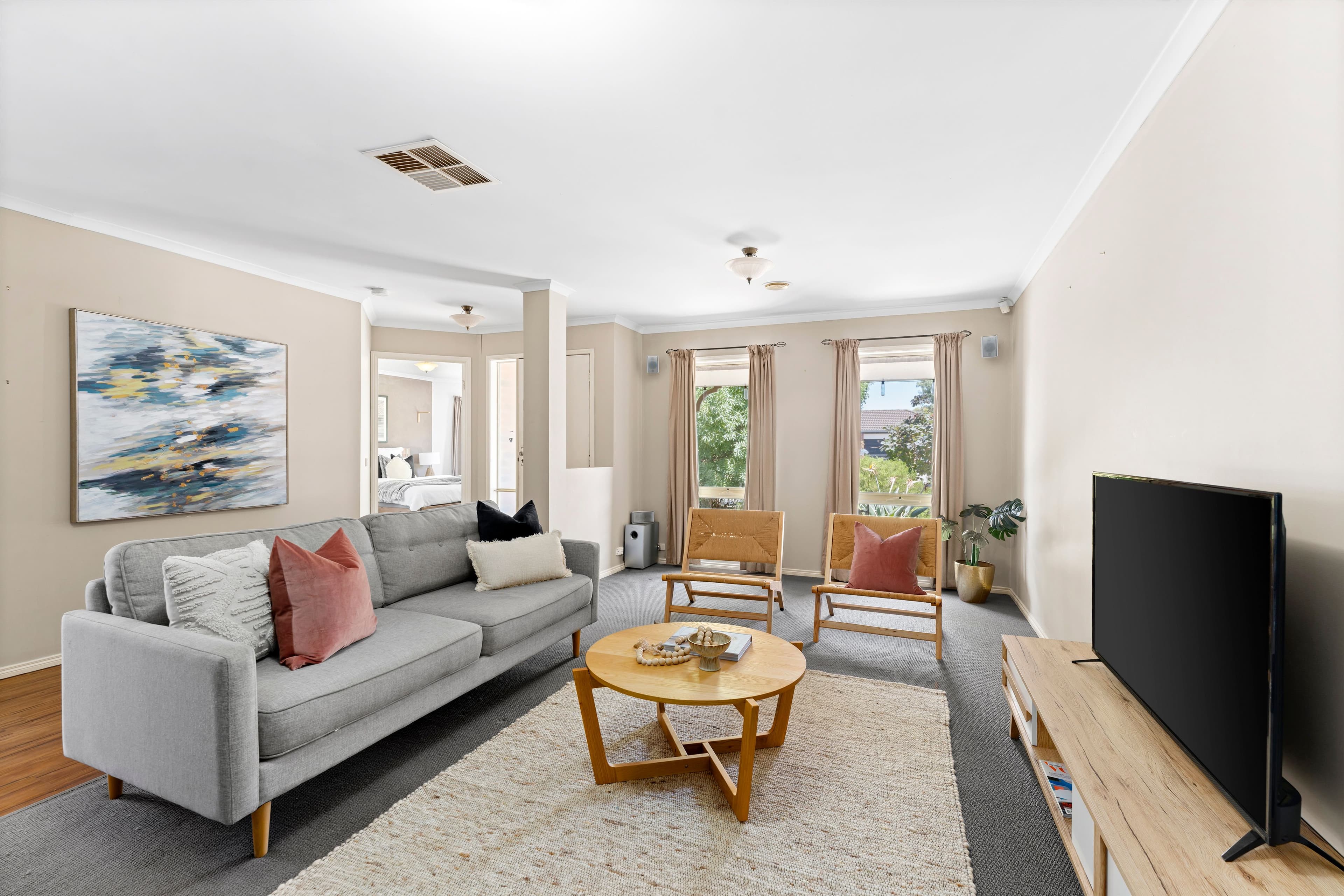 43 Archer Avenue, Sunbury VIC 3429, Sunbury - Thumbnail 2