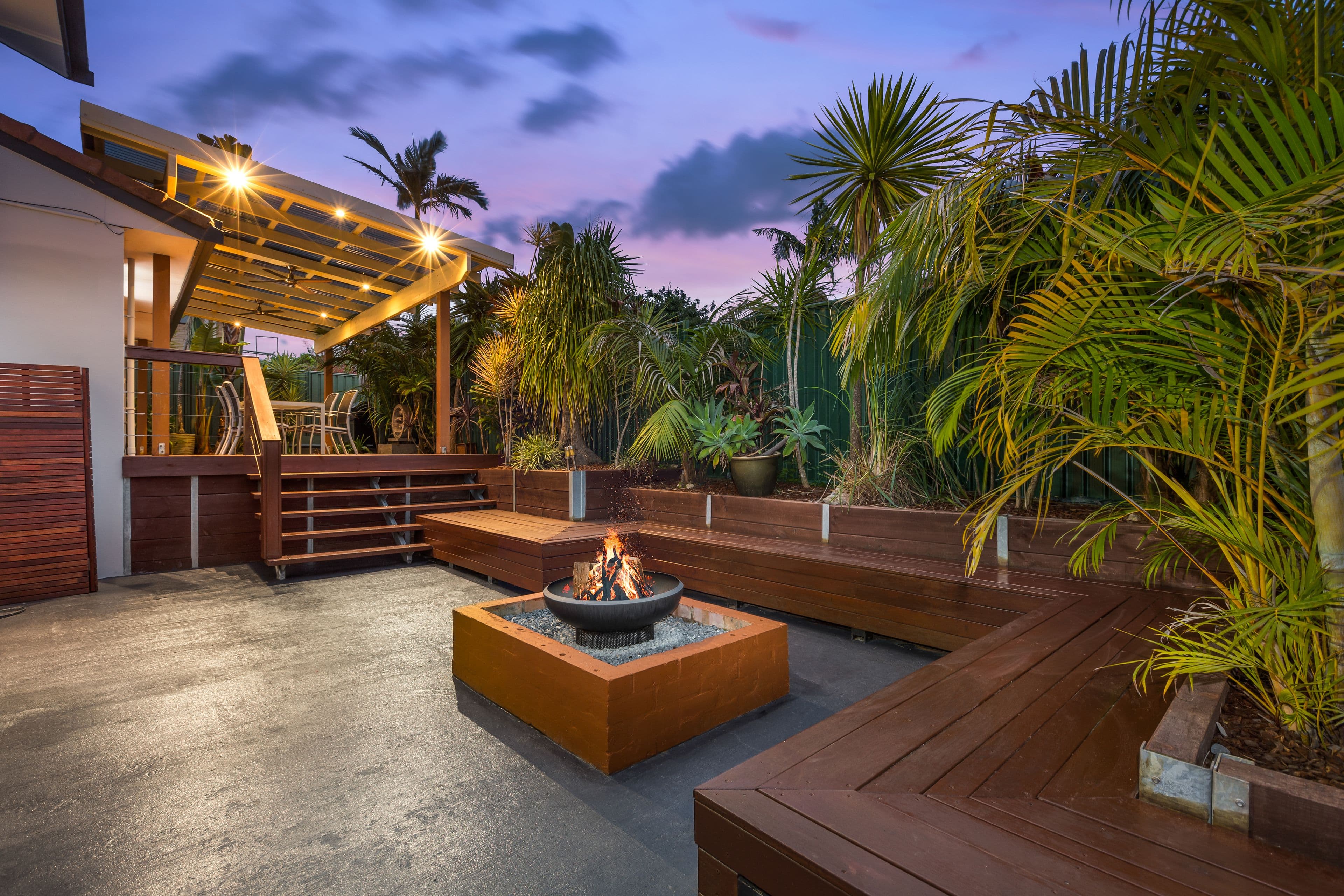 4 Mary Ann Street, Benowa QLD 4217, Benowa - Image 1